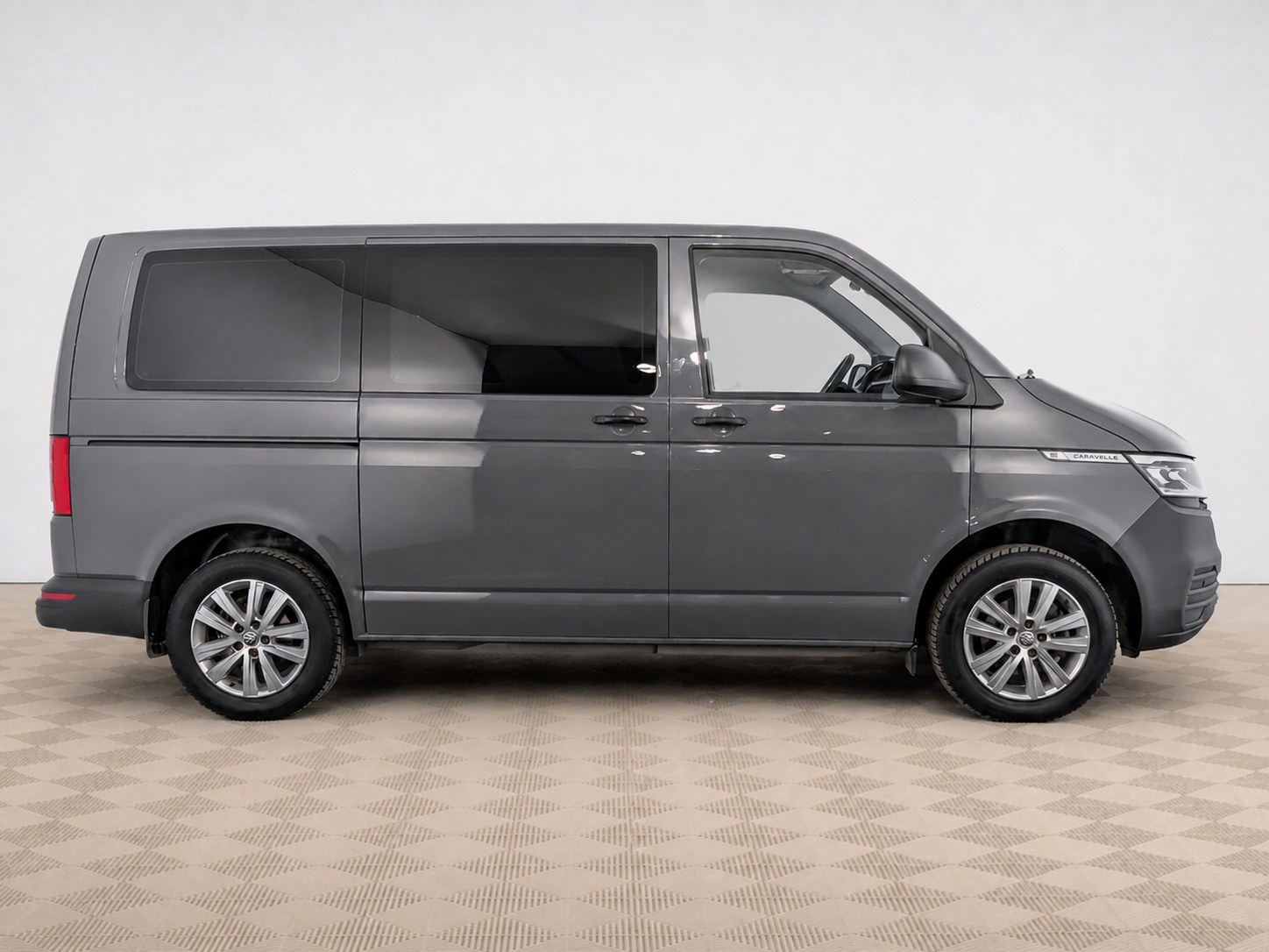 Volkswagen - Volkswagen Caravelle T6 Рестайлинг, 2020