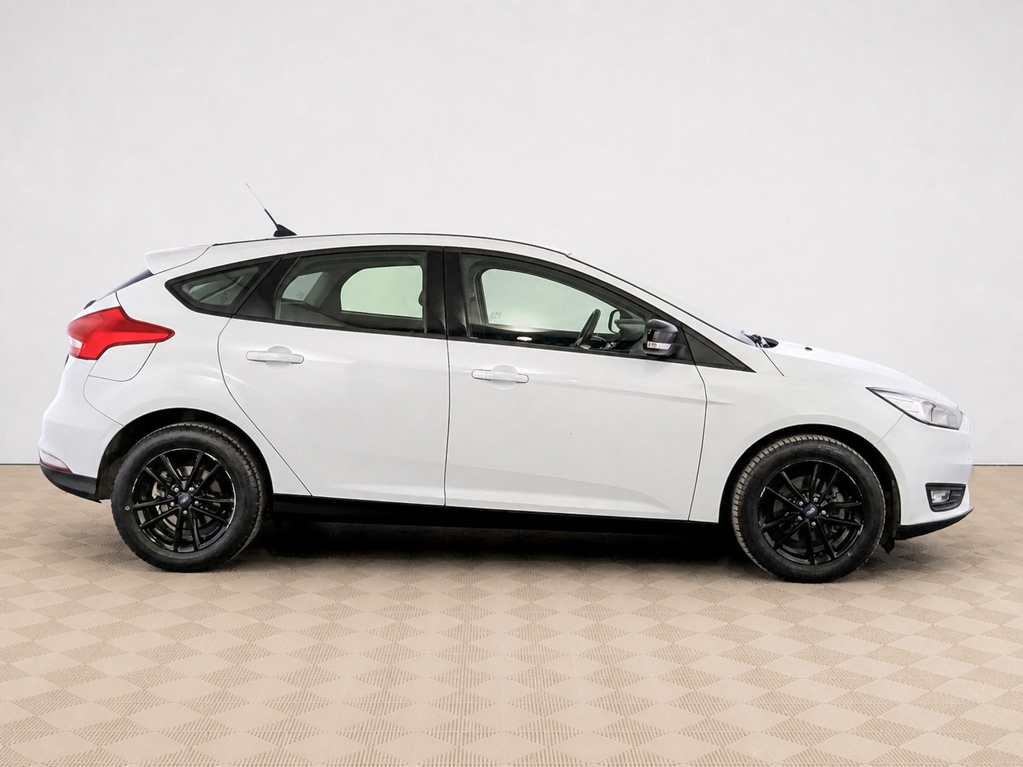 Ford - Ford Focus, 2018