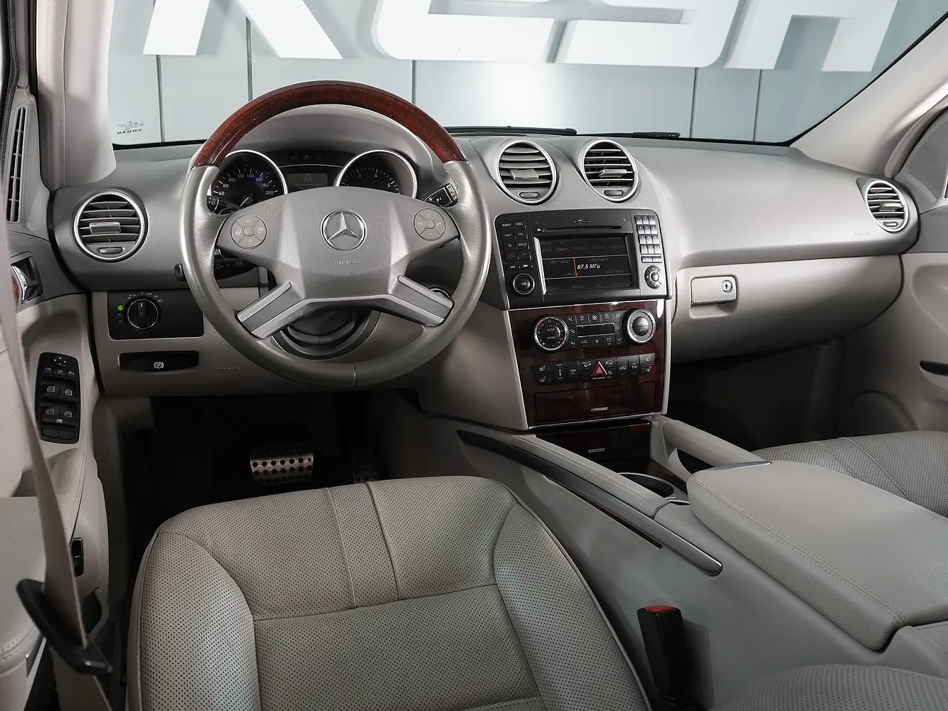 Mercedes-Benz - Mercedes-Benz M-Класс II (W164) Рестайлинг, 2009 г.