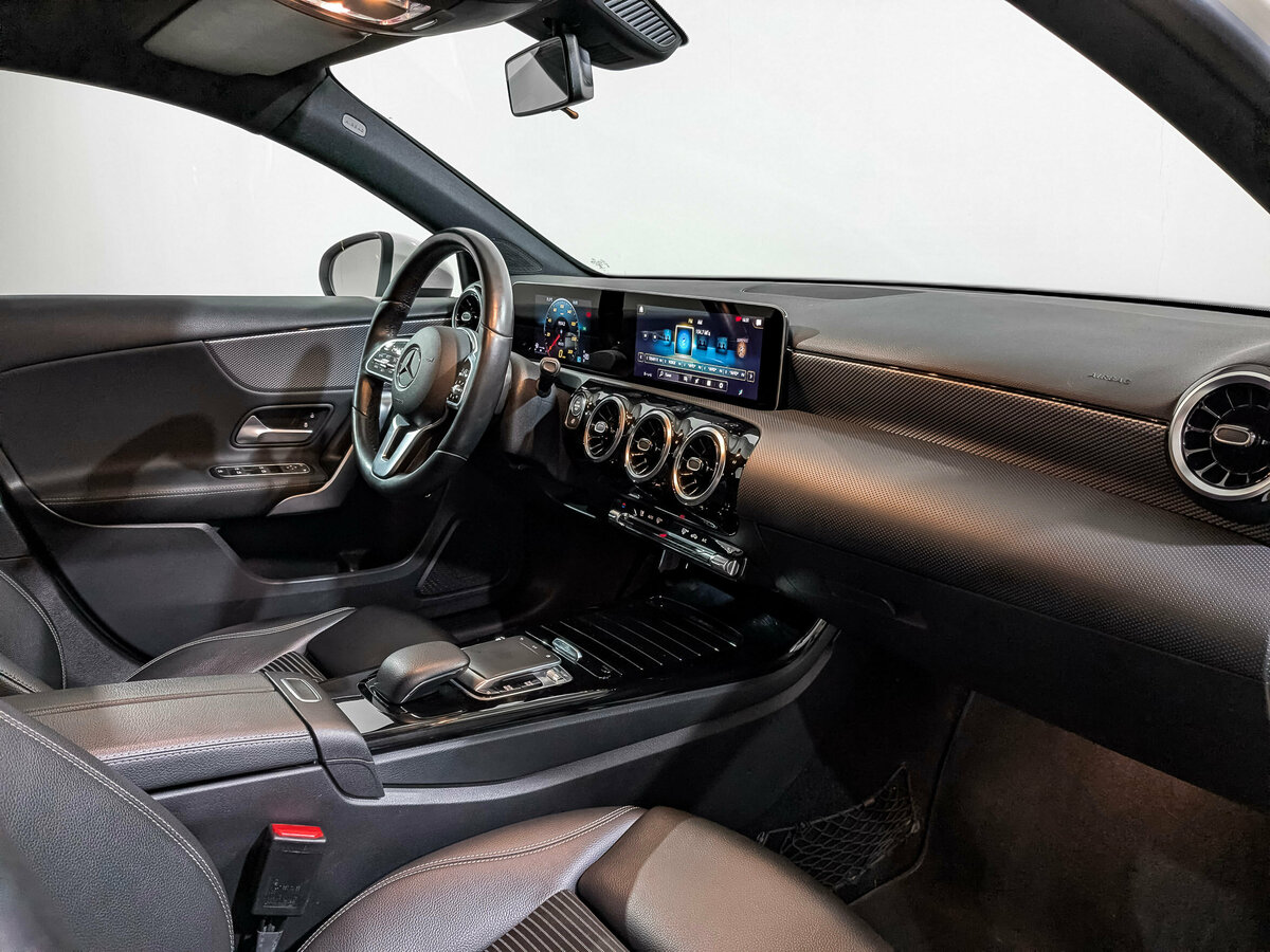 Mercedes-Benz - Mercedes-Benz A-Класс 200 IV (W177), 2020