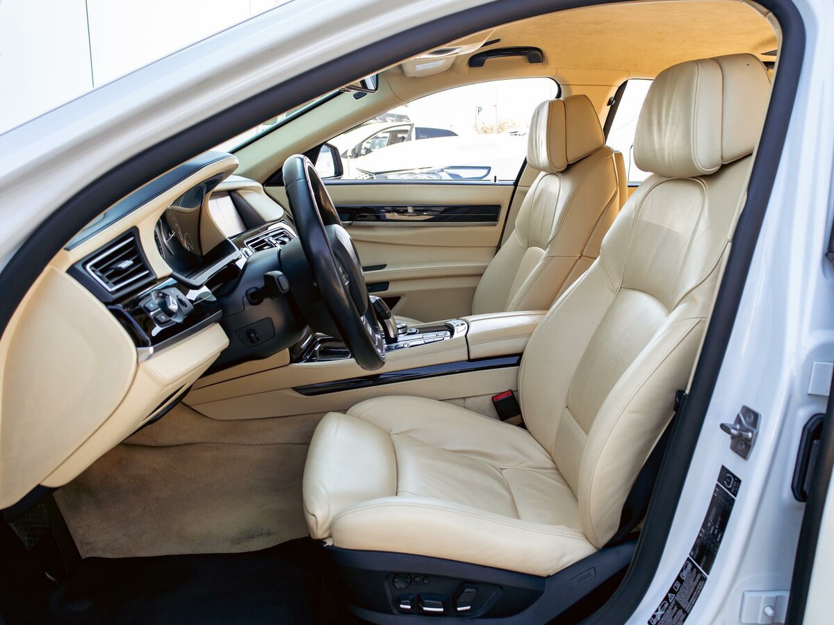 BMW - BMW 7 серии Long 750Li xDrive V (F01/F02/F04), 2012