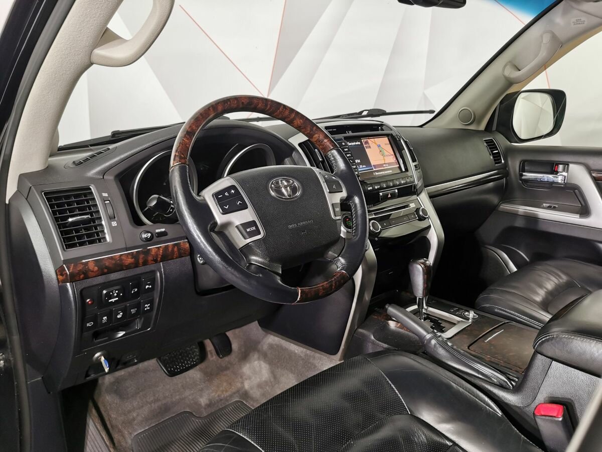 Toyota - Toyota Land Cruiser 200 Series Рестайлинг 1, 2013