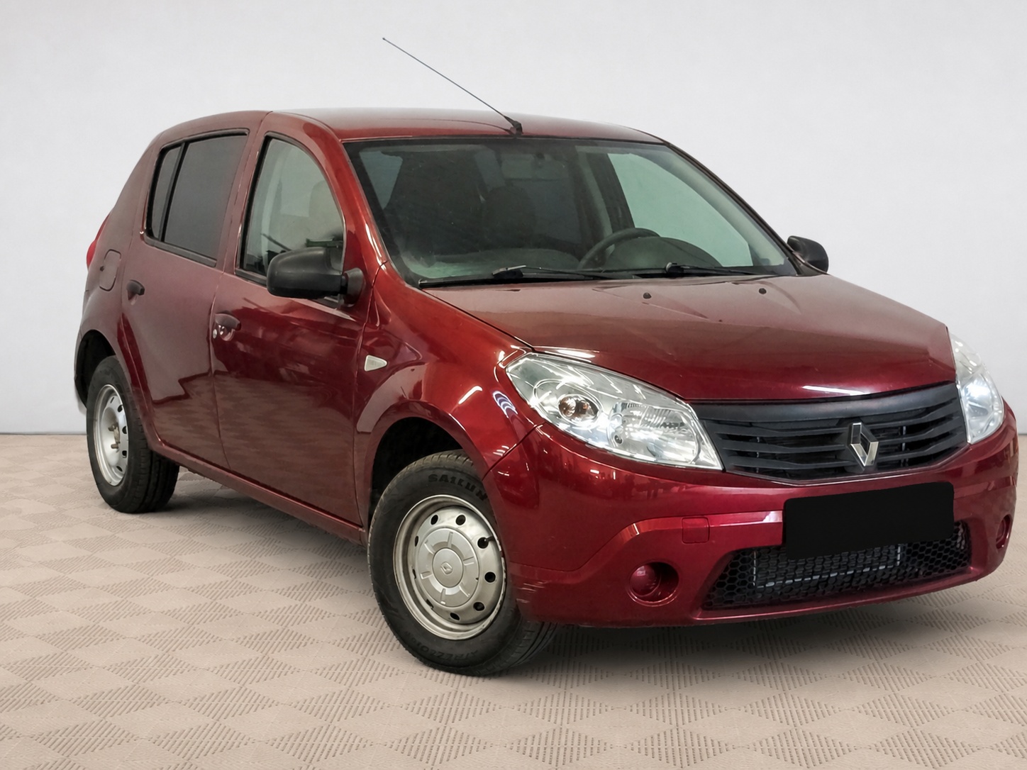 Renault - Renault Sandero, 2013