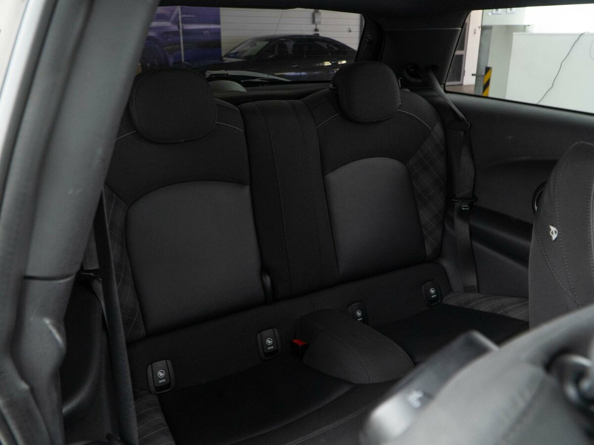Mini - Mini Hatch Cooper S III (F55/F56), 2014