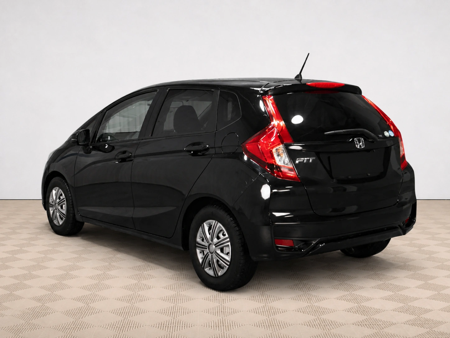Honda - Honda Fit III Рестайлинг, 2018 г.