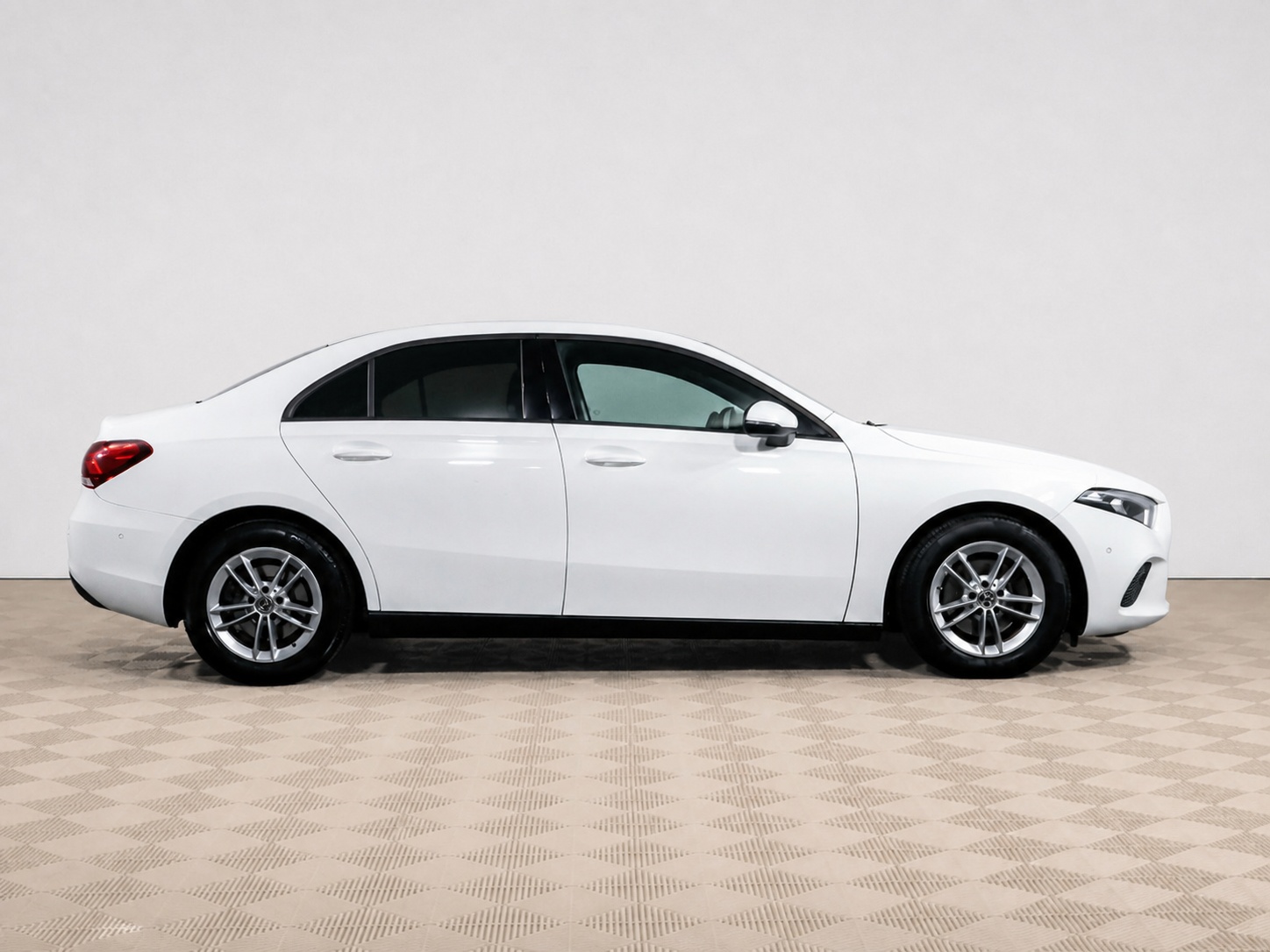 Mercedes-Benz - Mercedes-Benz A-Класс 200 IV (W177), 2019