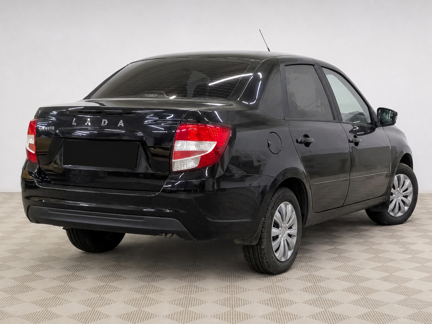 LADA (ВАЗ) - Lada Granta, 2023