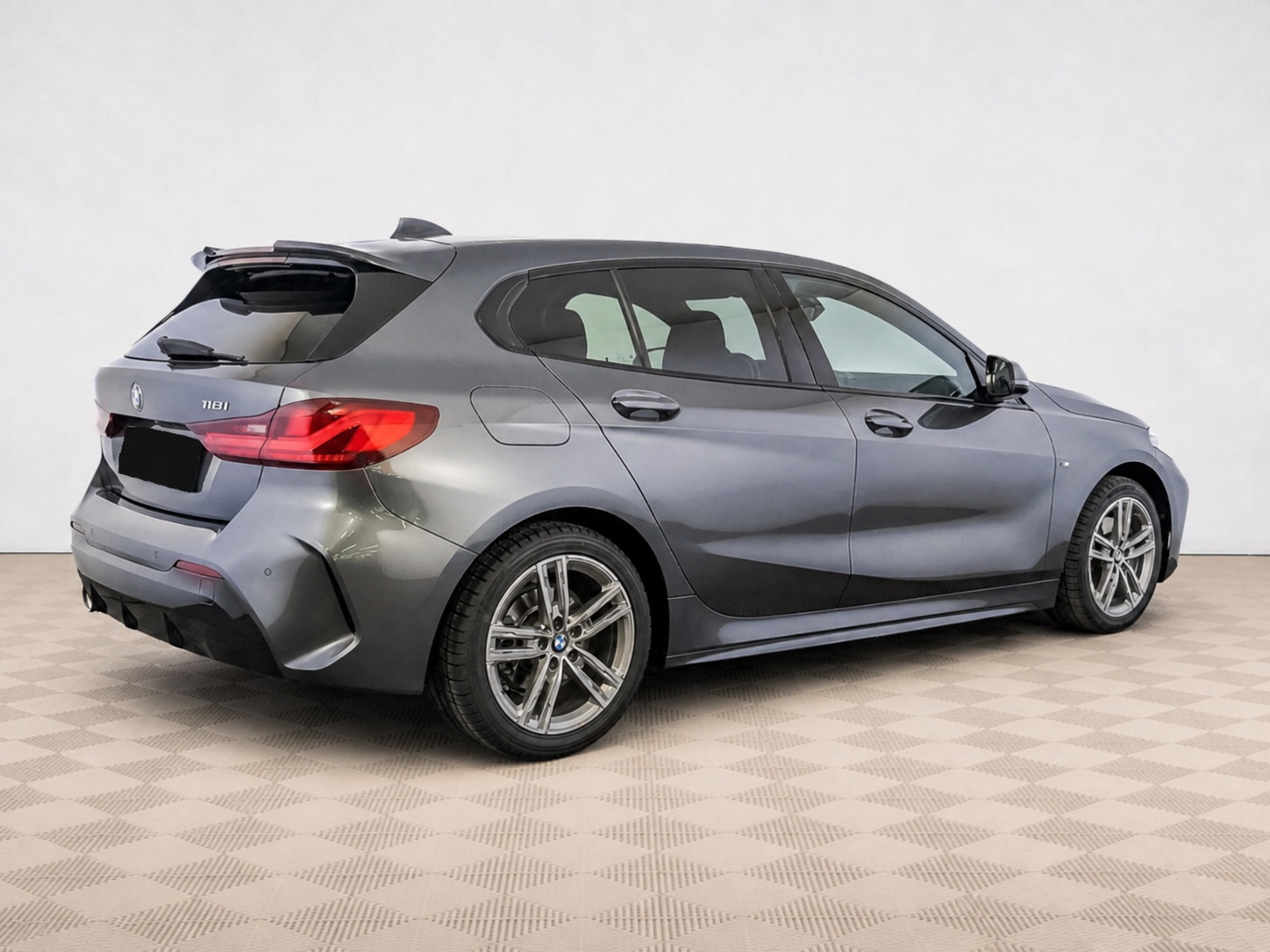 BMW - BMW 1 серии 118i III (F40), 2021