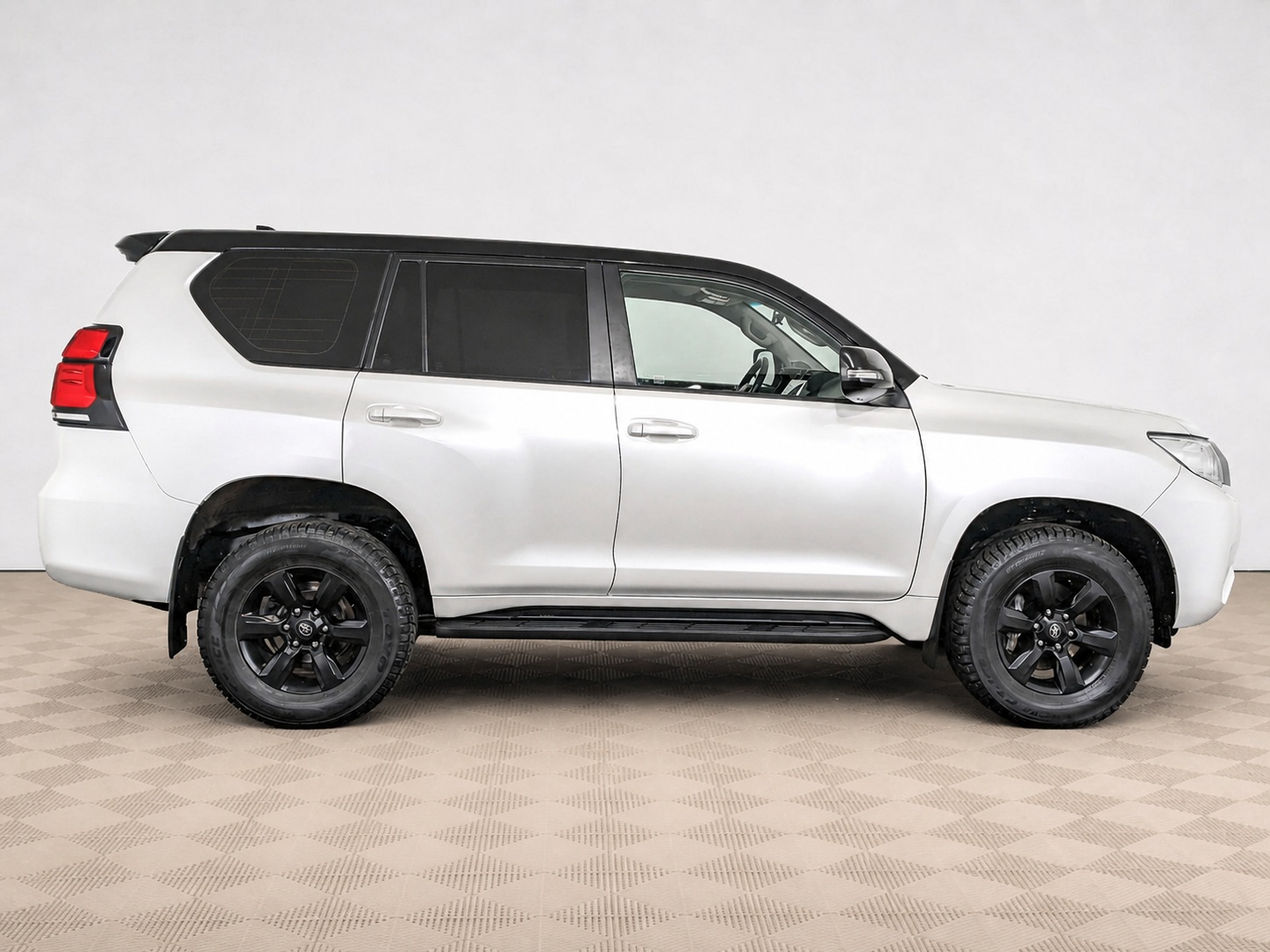 Toyota - Toyota Land Cruiser Prado, 2021