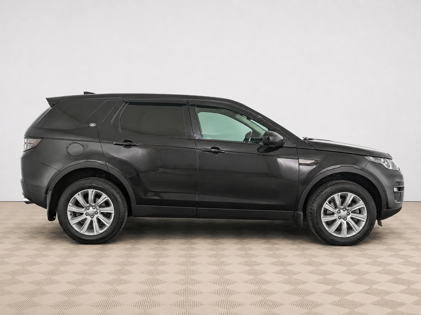 Land Rover - Land Rover Discovery Sport, 2017