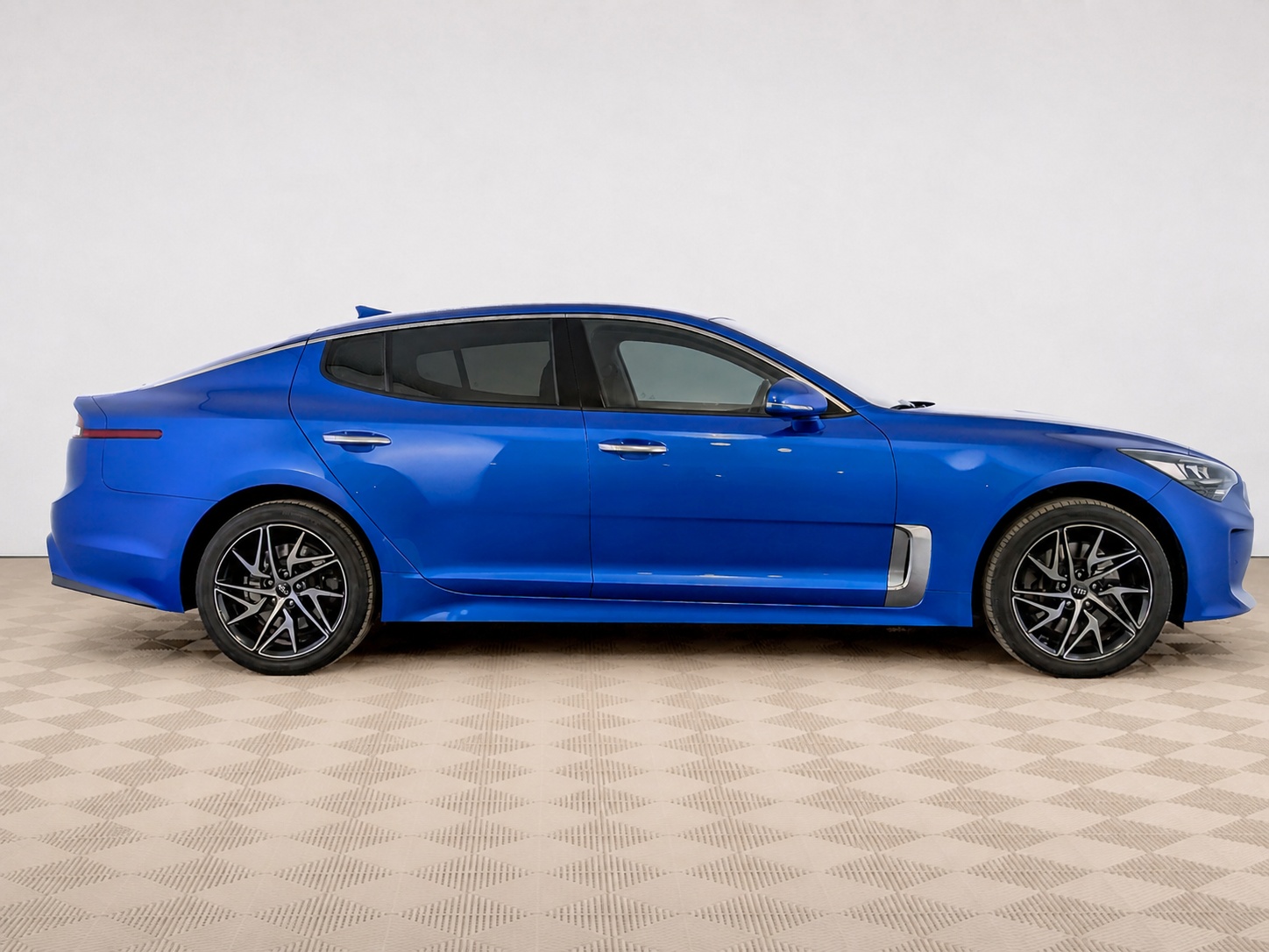 Kia - Kia Stinger, 2021