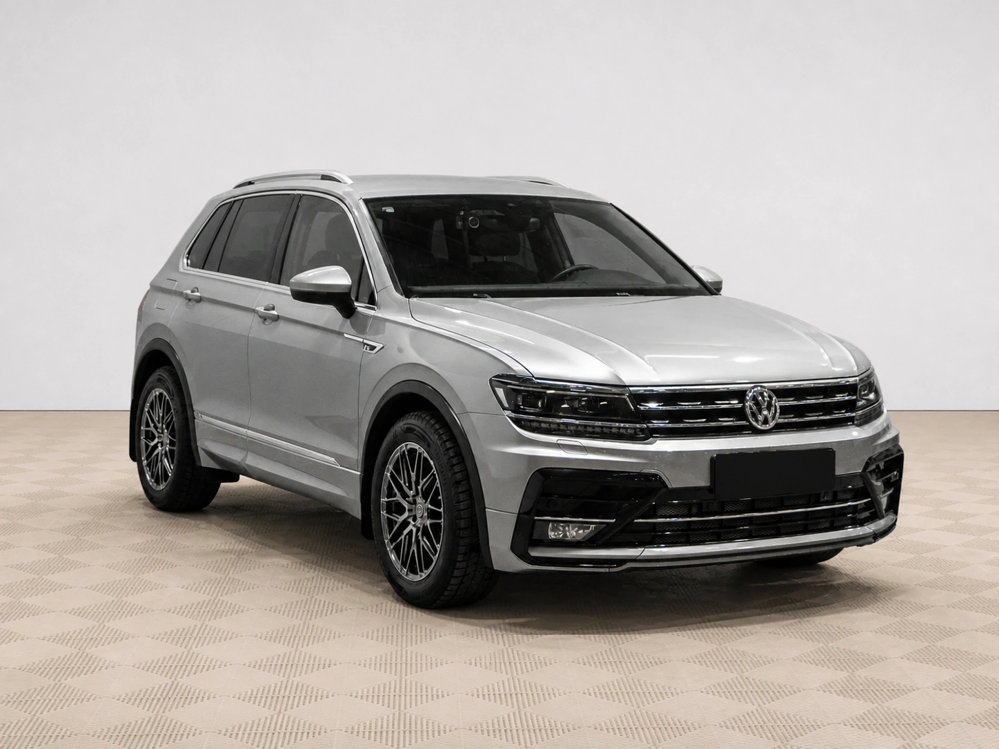 Volkswagen - Volkswagen Tiguan II, 2018 г.