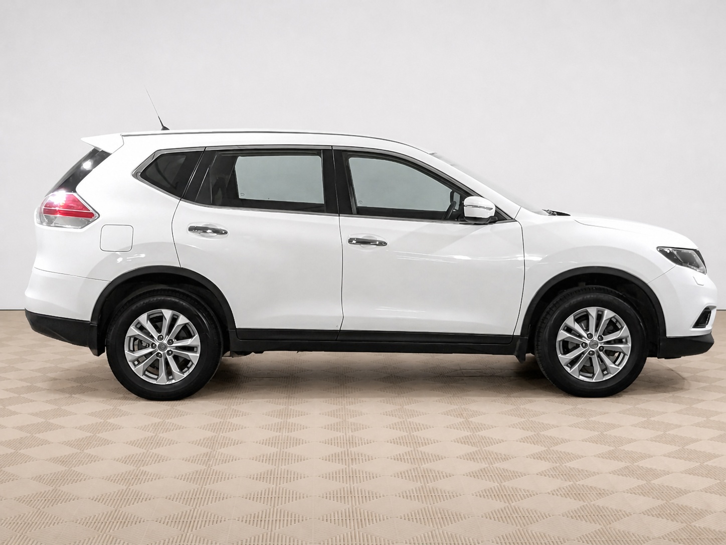 Nissan - Nissan X-Trail, 2015