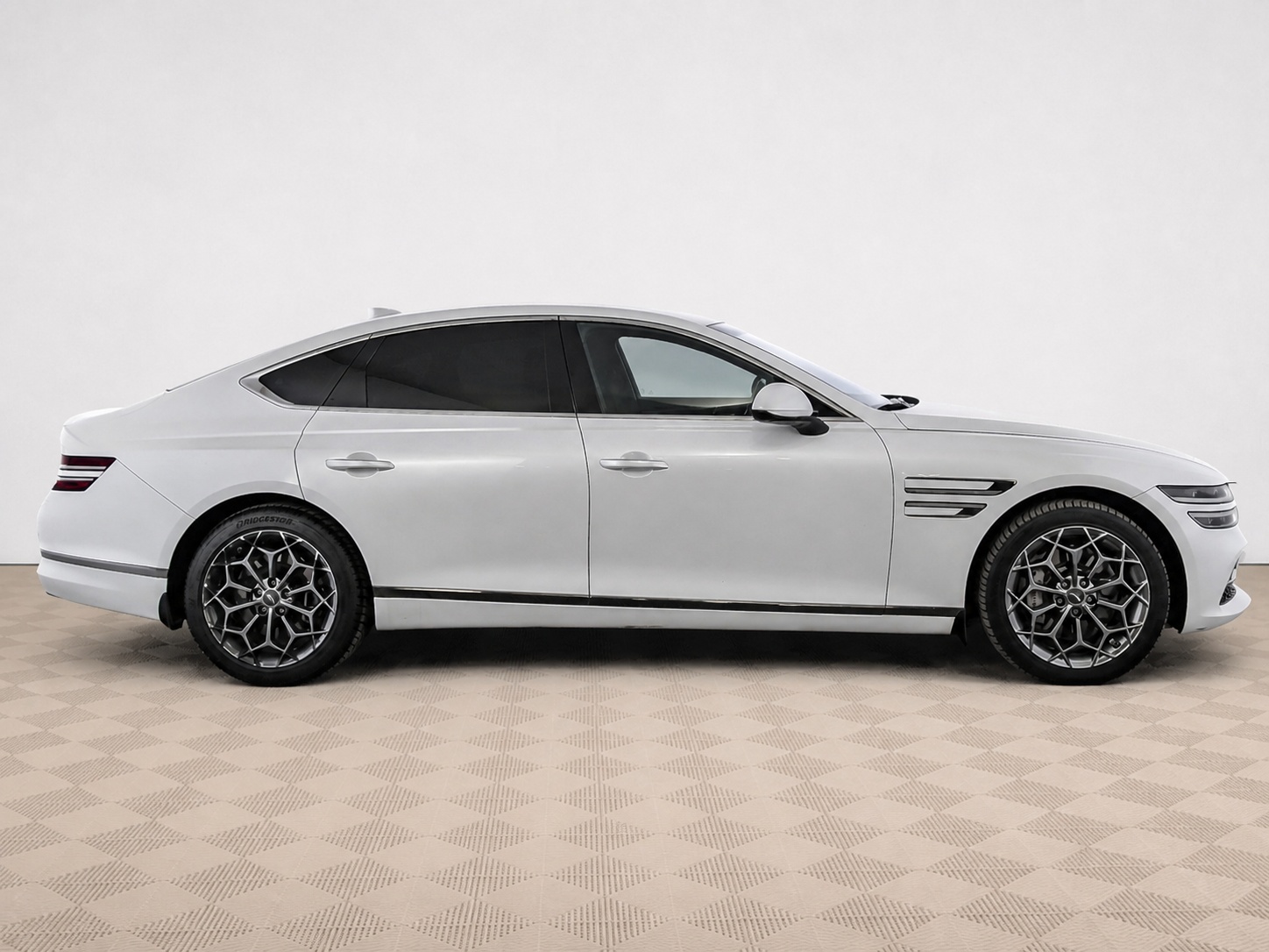 Genesis - Genesis G80, 2021