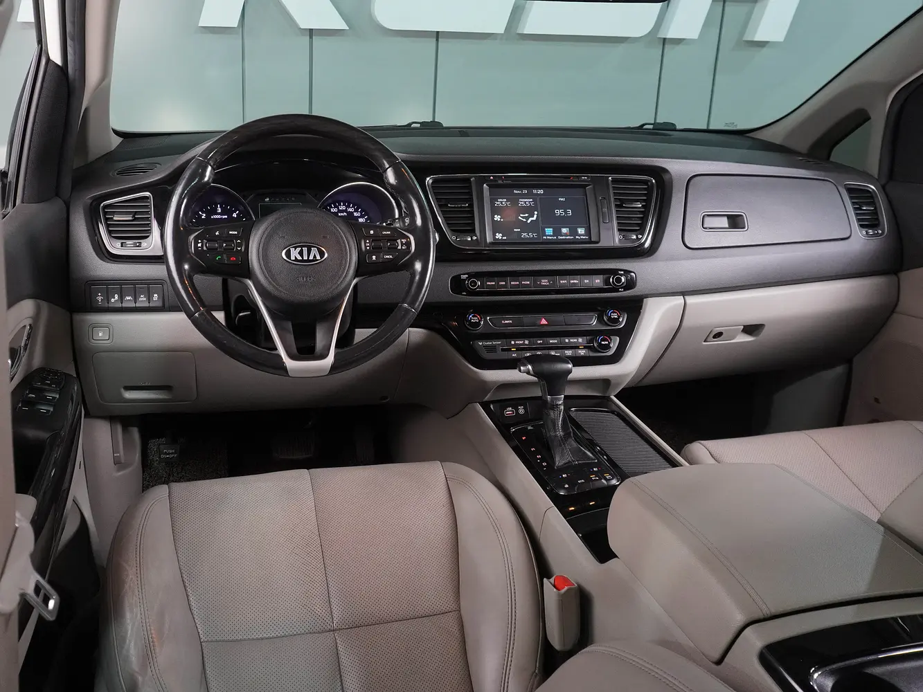 Kia - Kia Carnival III, 2016 г.