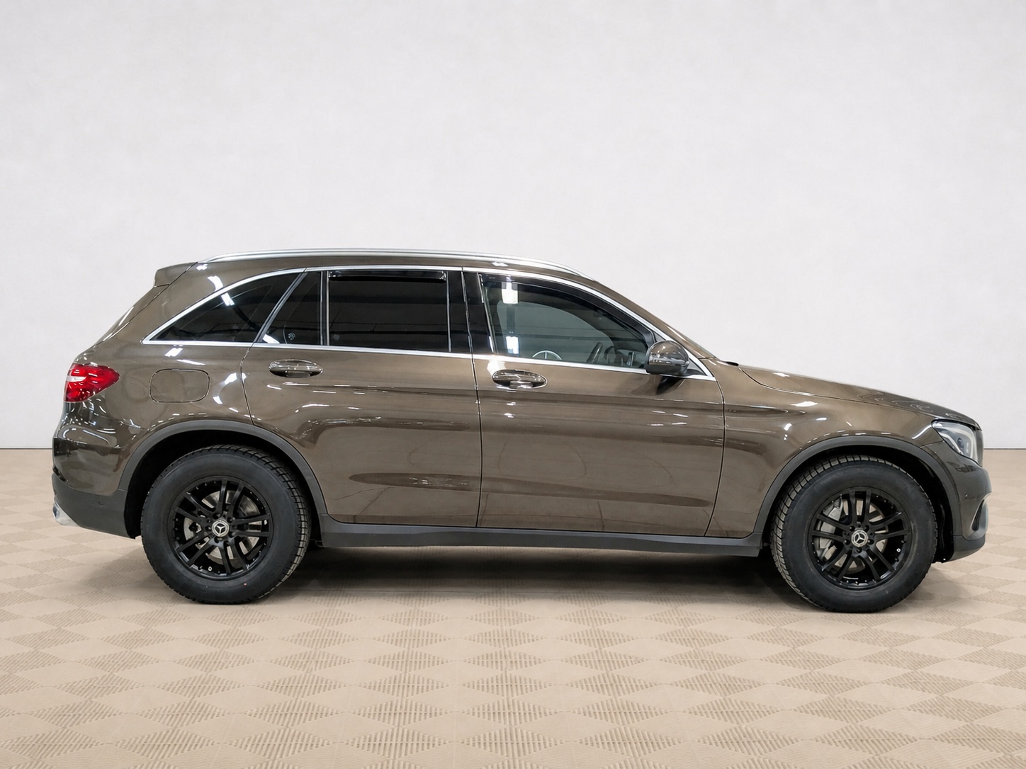 Mercedes-Benz - Mercedes-Benz GLC, 2018