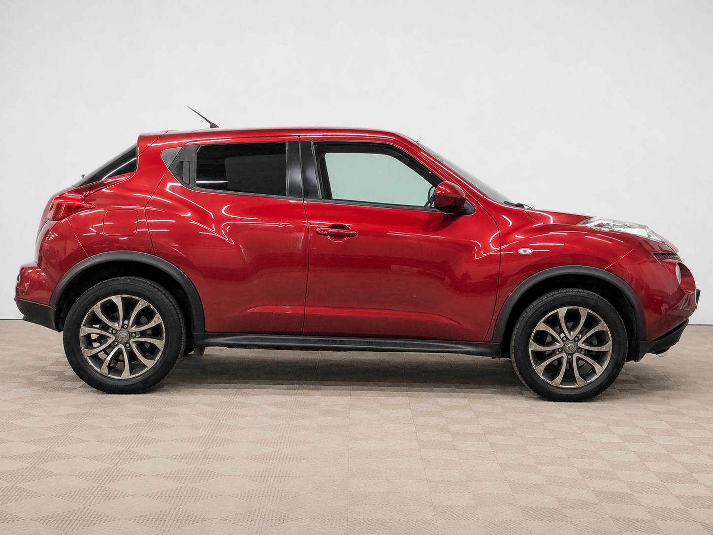 Nissan - Nissan Juke, 2014