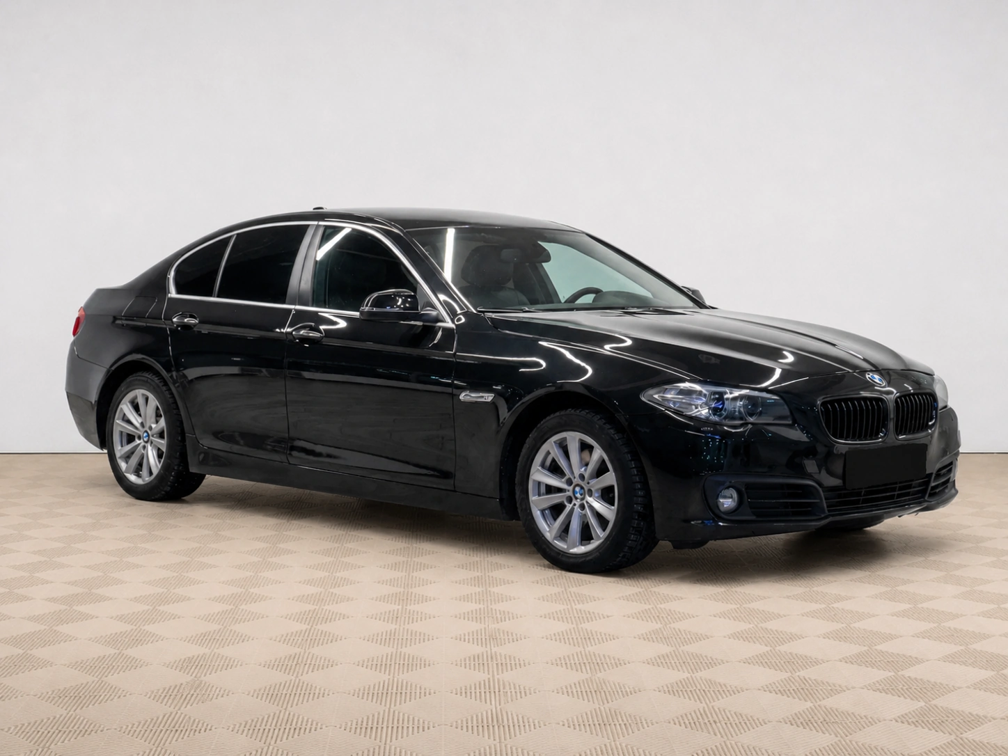 BMW - BMW 5 серии VI (F10/F11/F07) Рестайлинг, 2014 г.