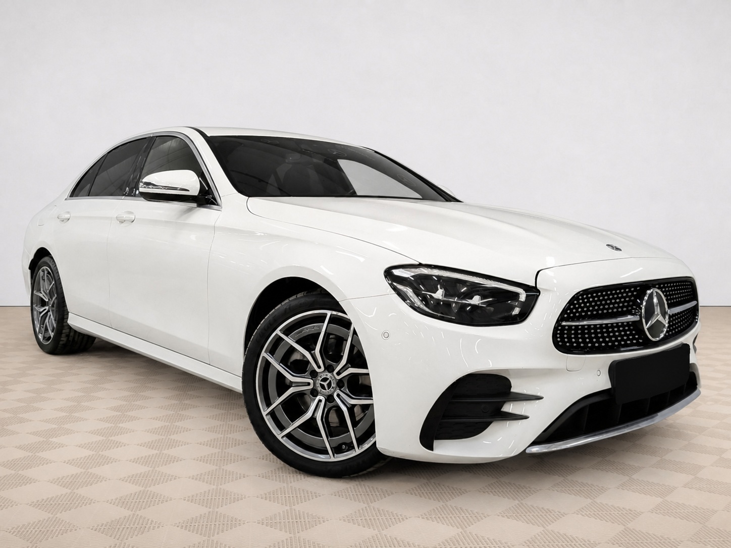 Mercedes-Benz - Mercedes-Benz E-Класс, 2021