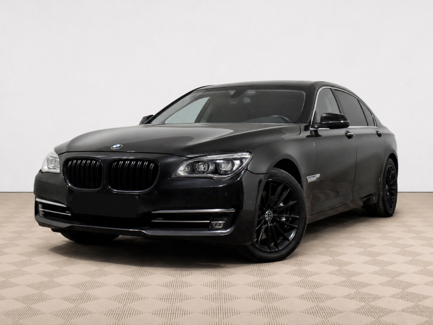 BMW - BMW 7 серии Long 740Li xDrive V (F01/F02/F04) Рестайлинг, 2012