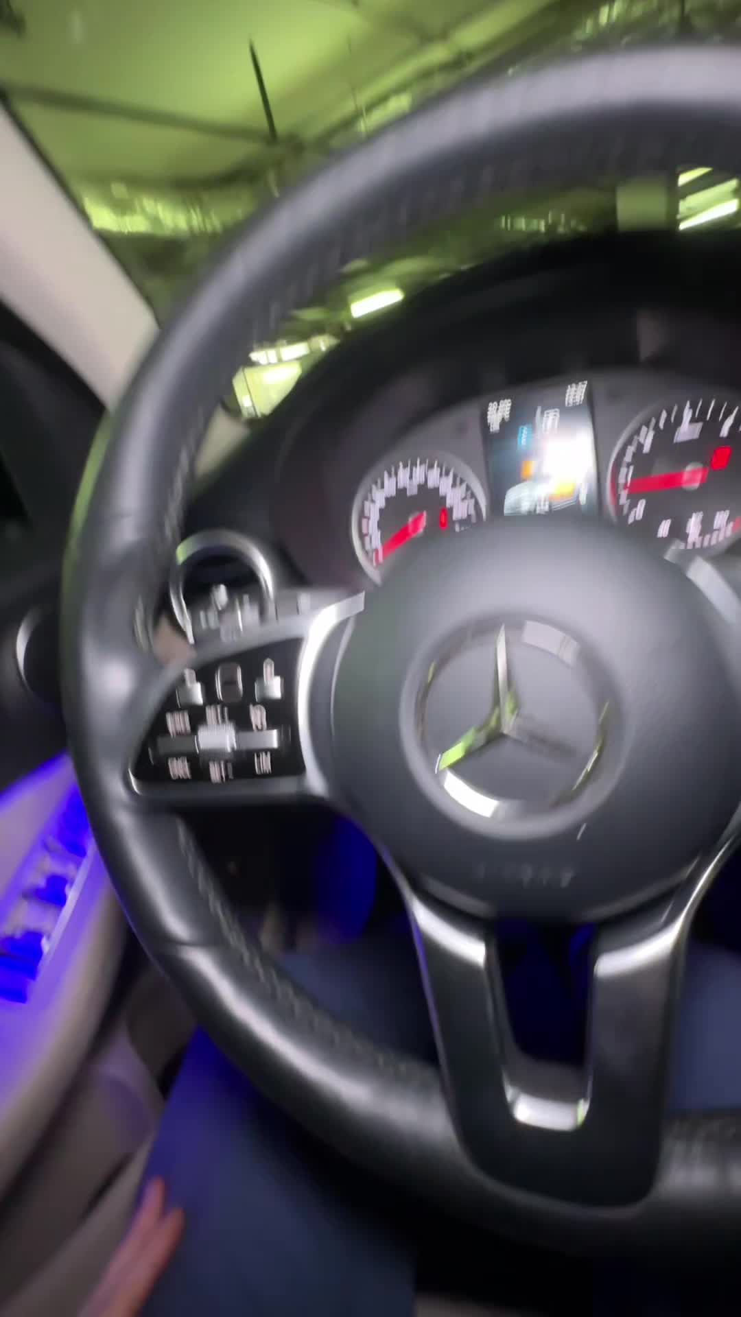 Mercedes-Benz - Mercedes-Benz GLC, 2021