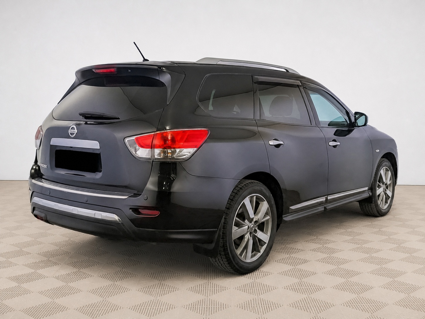 Nissan - Nissan PathFinder, 2014