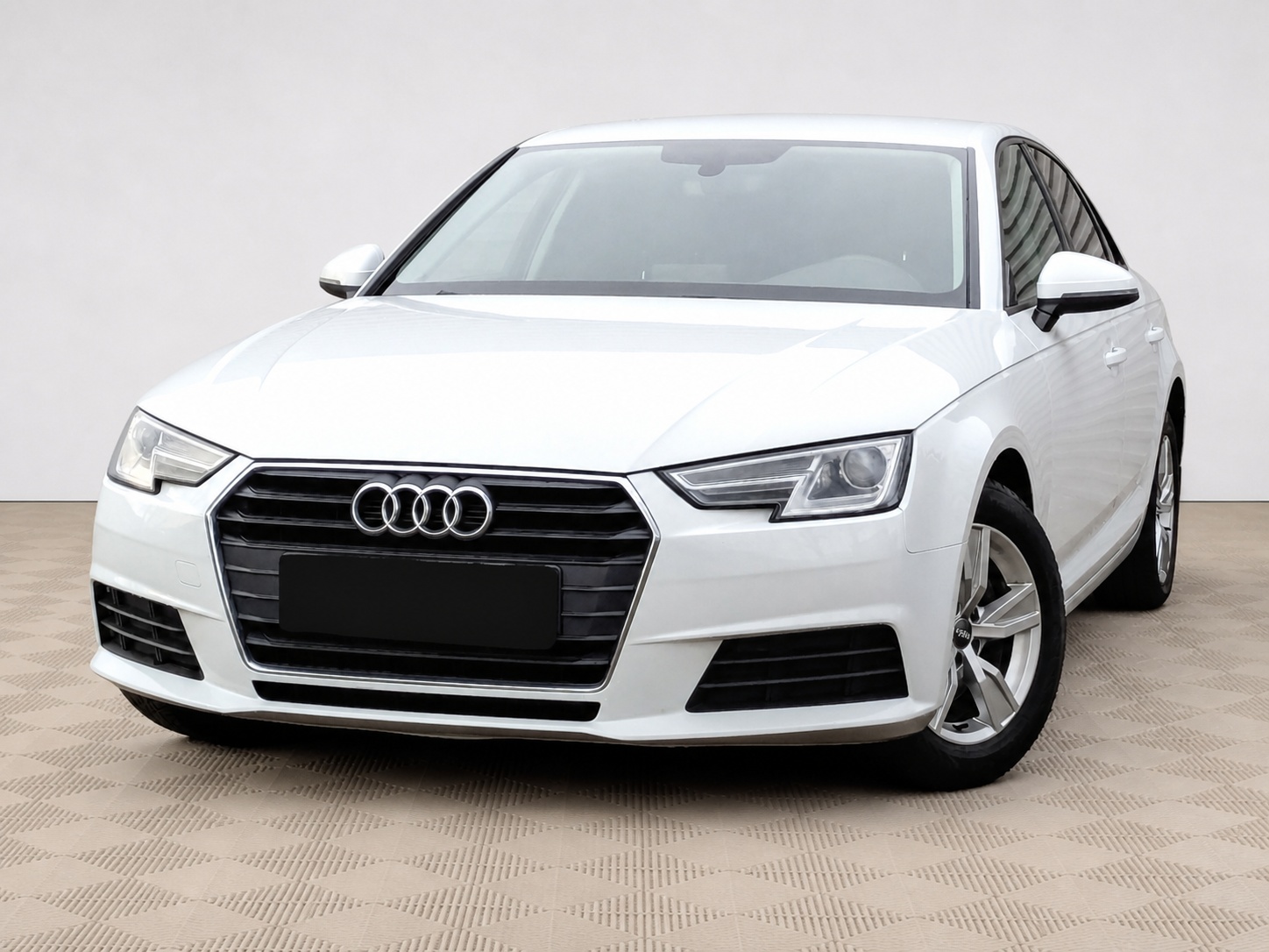 Audi - Audi A4, 2019