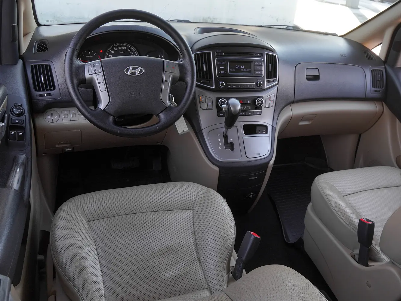 Hyundai - Hyundai H-1 II Рестайлинг, 2015 г.