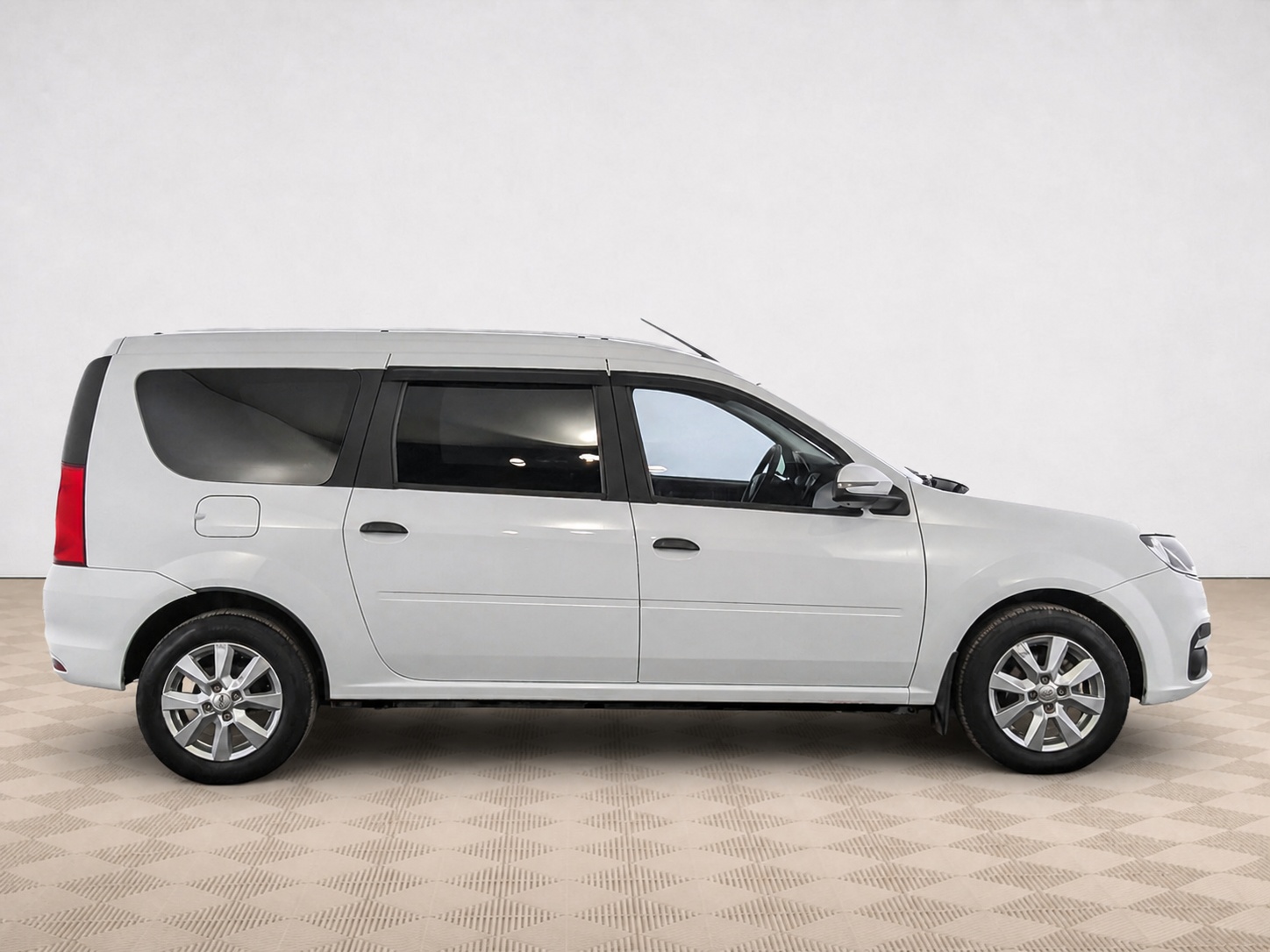 LADA (ВАЗ) - Lada (ВАЗ) Largus I Рестайлинг, 2024