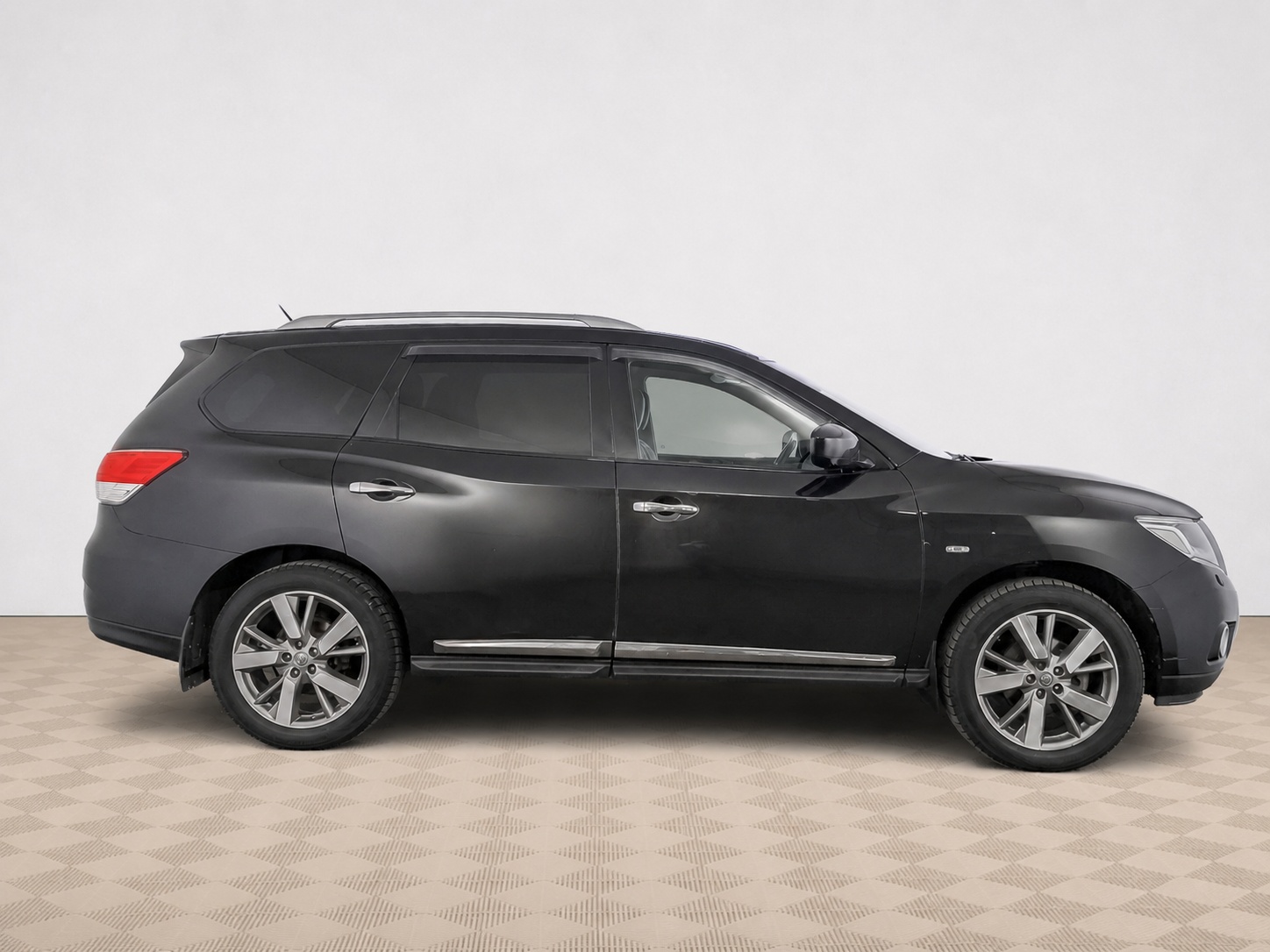 Nissan - Nissan PathFinder, 2014