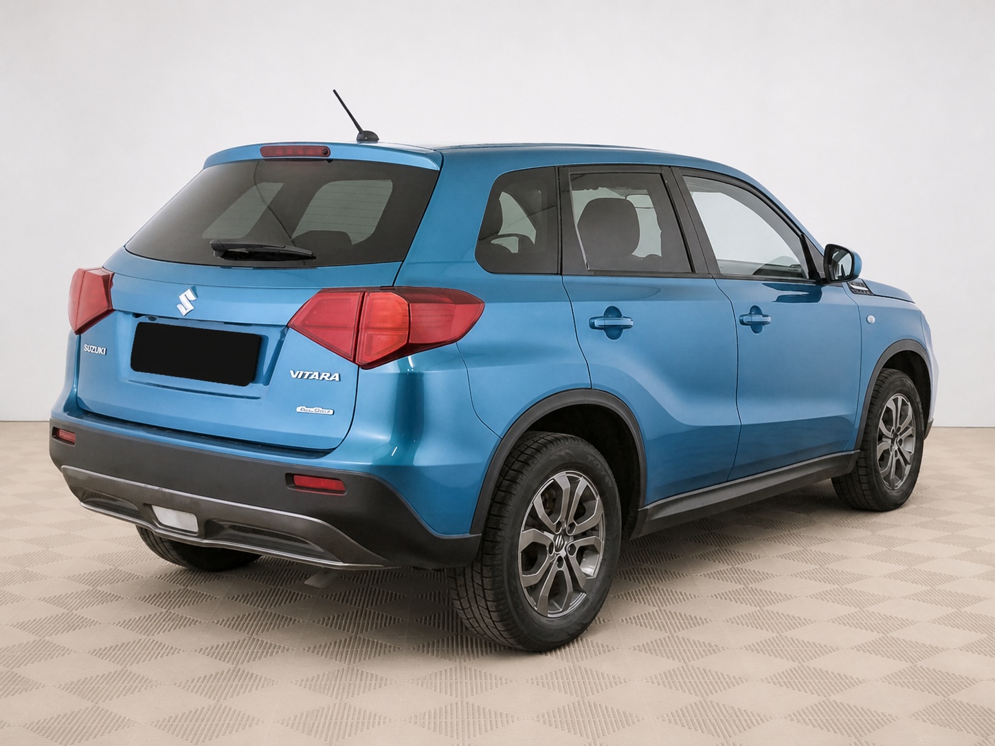 Suzuki - Suzuki Vitara, 2019