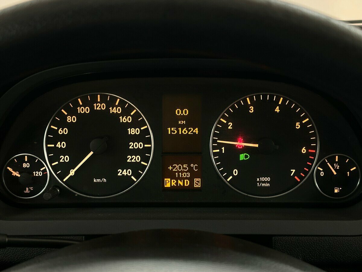 Mercedes-Benz - Mercedes-Benz A-Класс 180 II (W169) Рестайлинг, 2011