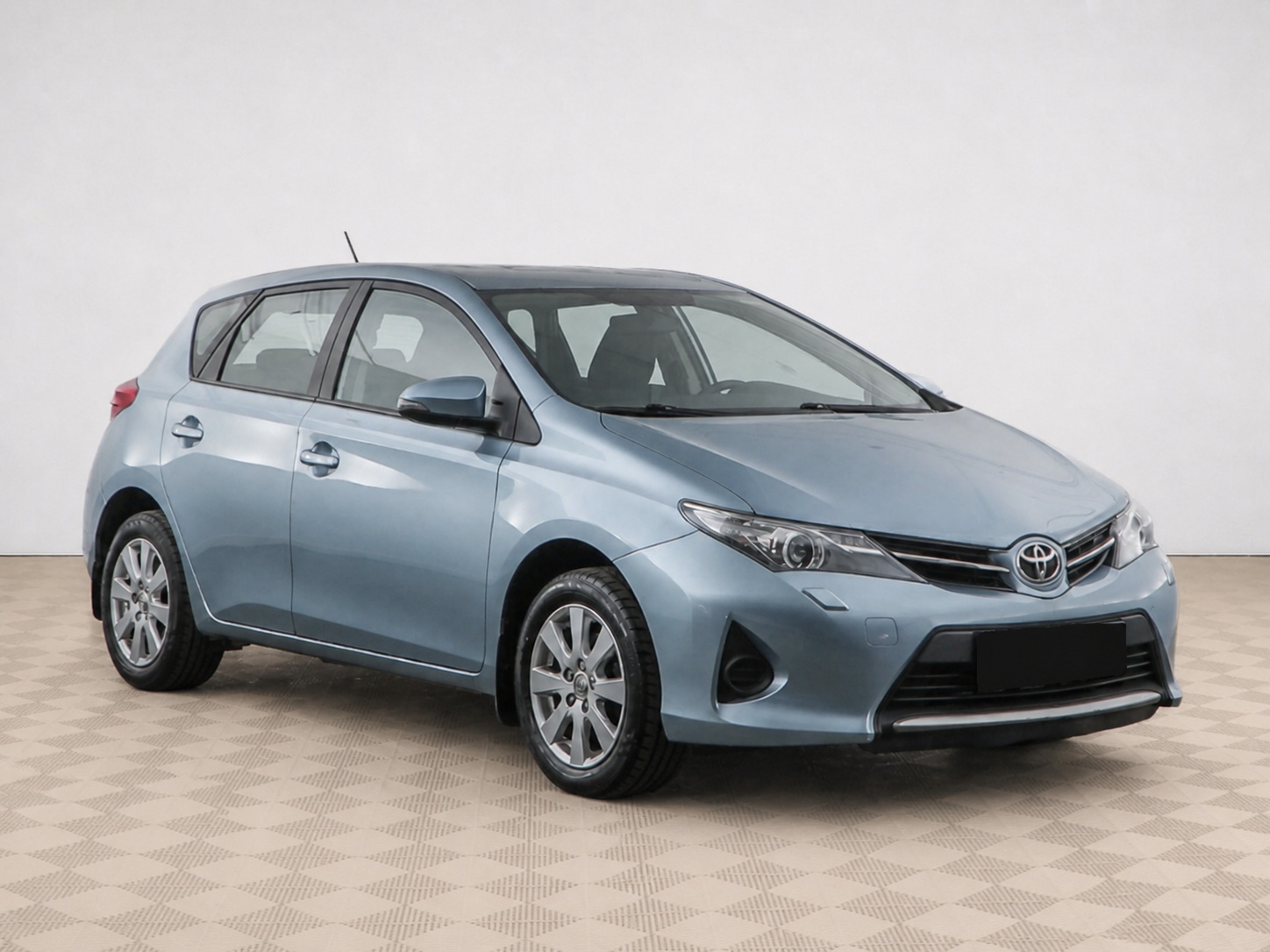 Toyota - Toyota Auris II, 2014