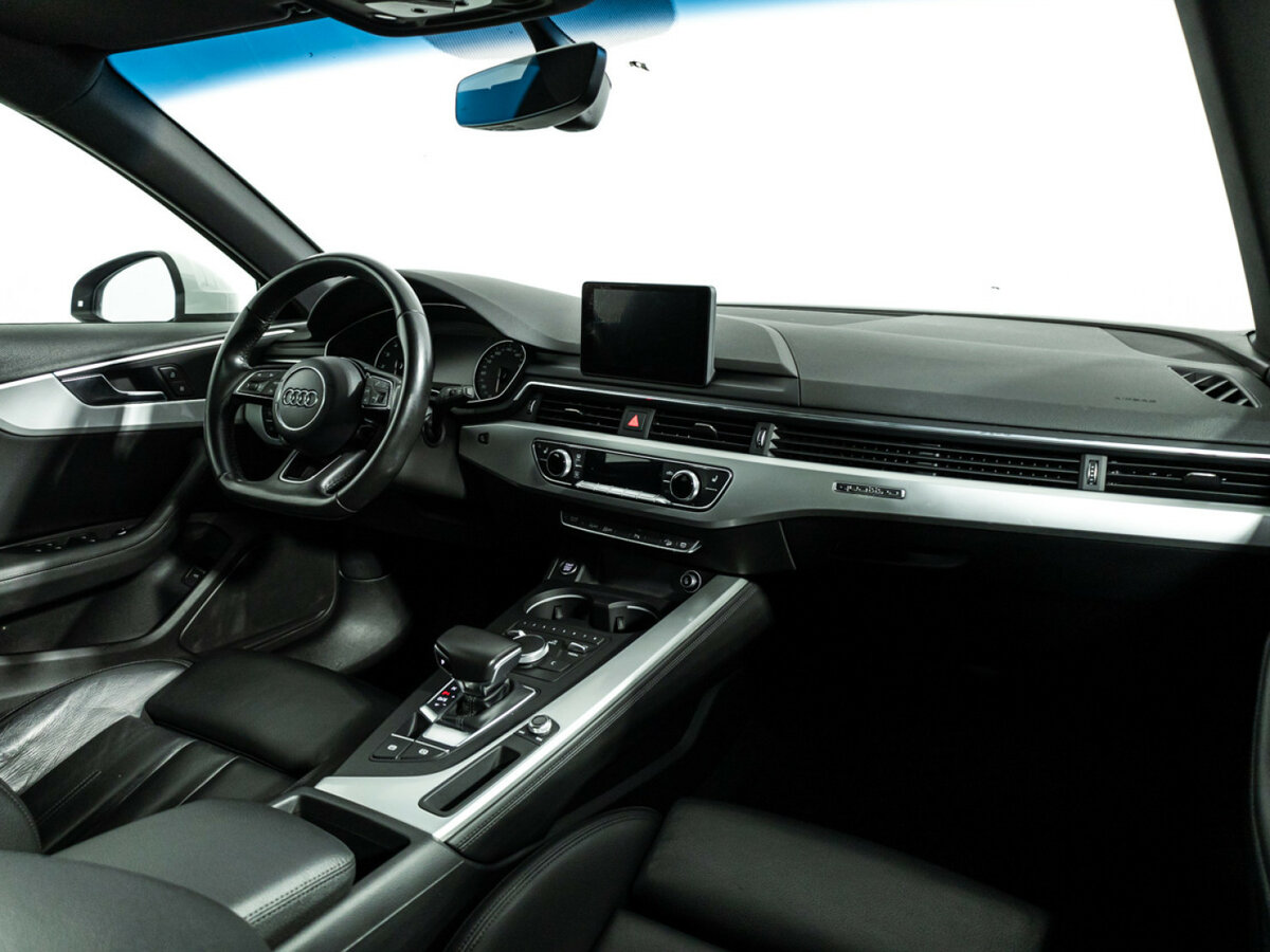 Audi - Audi A4 allroad V (B9), 2016