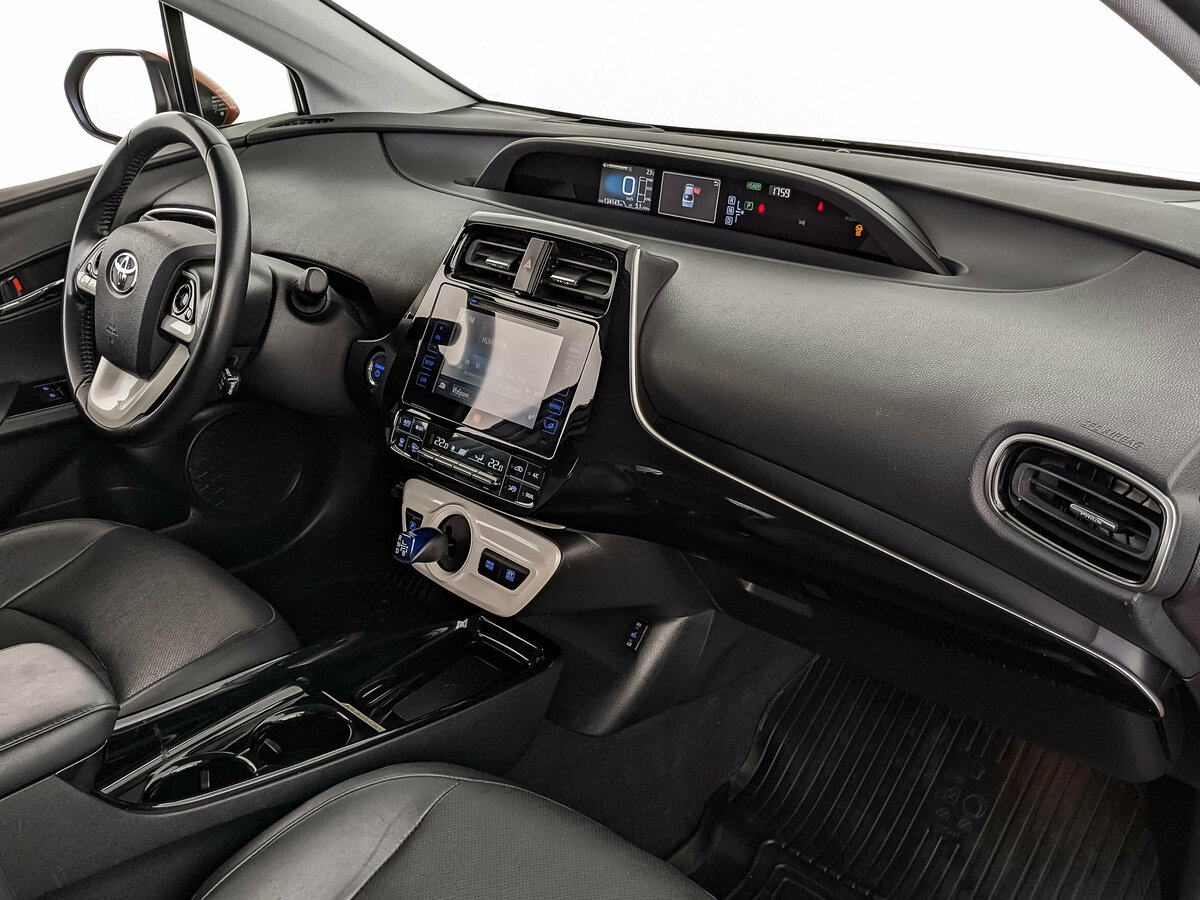Toyota - Toyota Prius IV (XW50), 2017