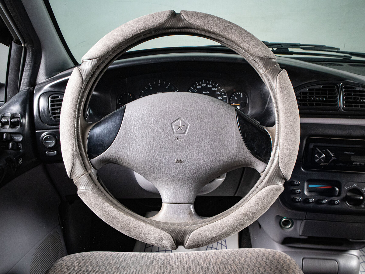 Chrysler - Chrysler Voyager III, 2000