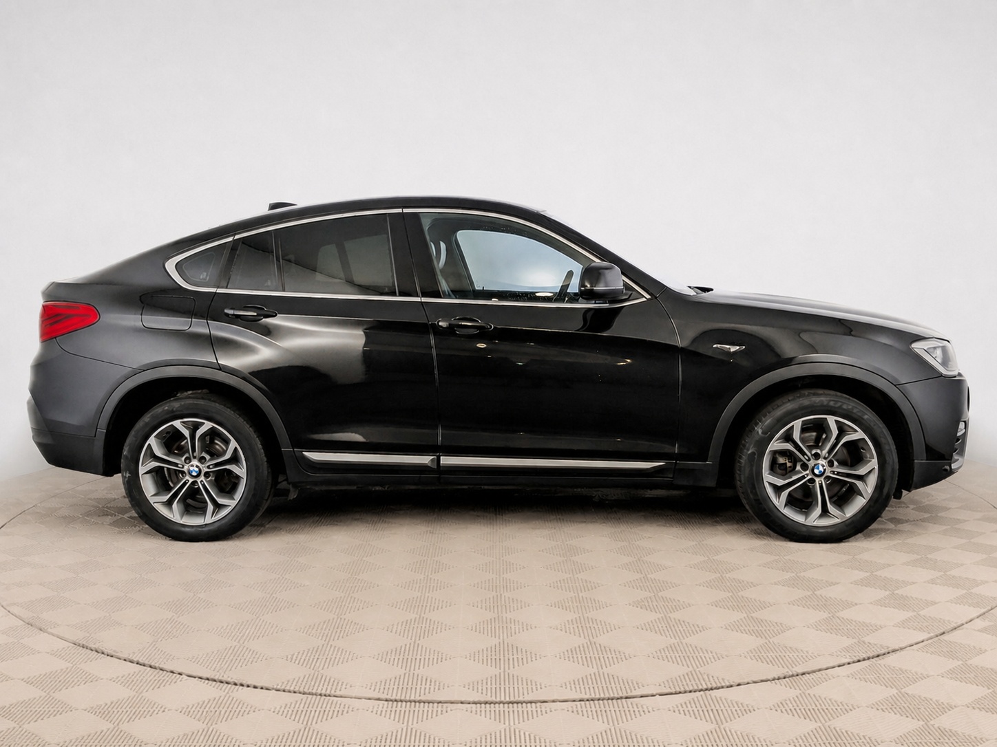 BMW - BMW X4 20i I (F26), 2018