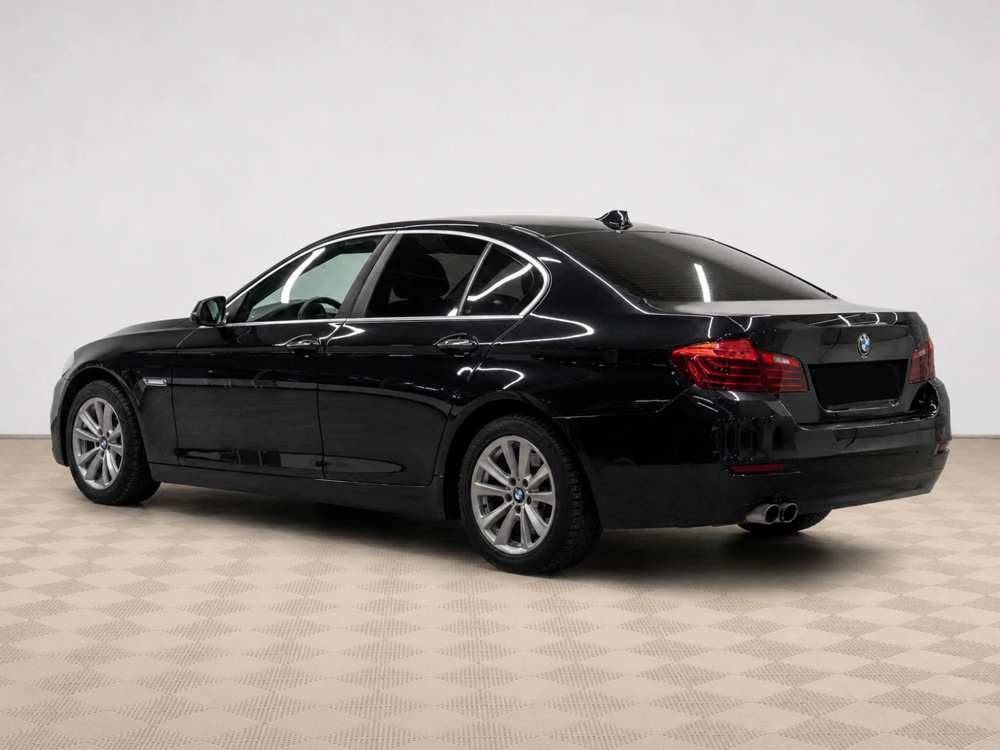 BMW - BMW 5 серии VI (F10/F11/F07) Рестайлинг, 2014 г.