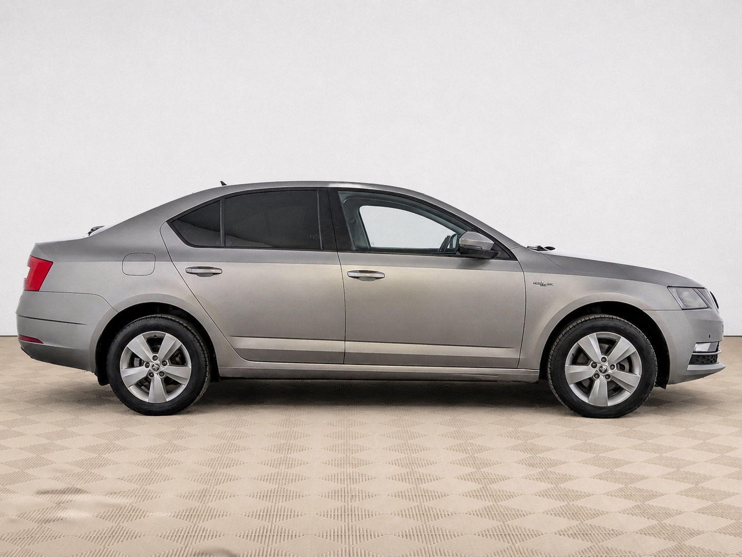 Skoda - Skoda Octavia, 2019