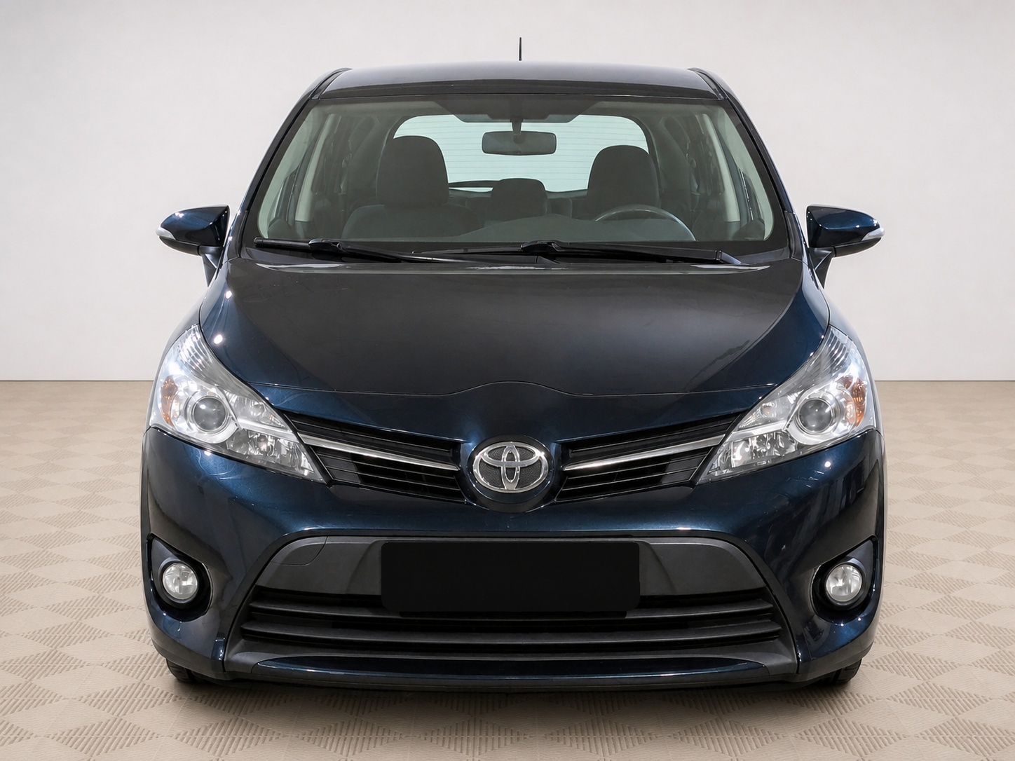 Toyota - Toyota Verso, 2014