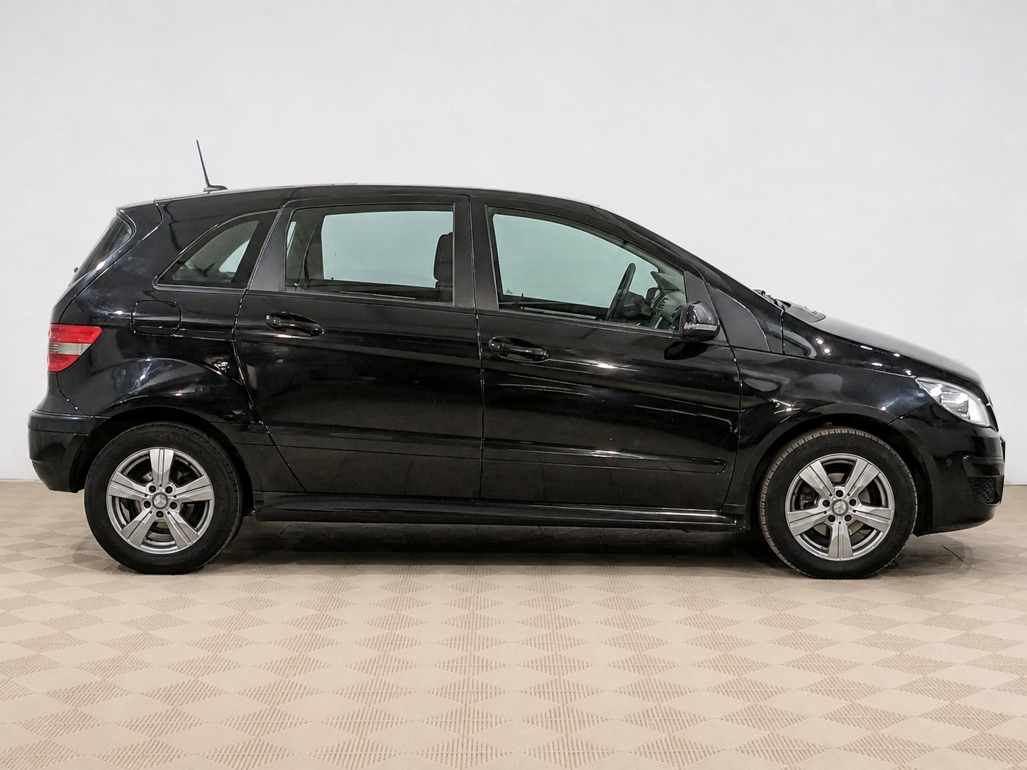 Mercedes-Benz - Mercedes-Benz B-Класс, 2010