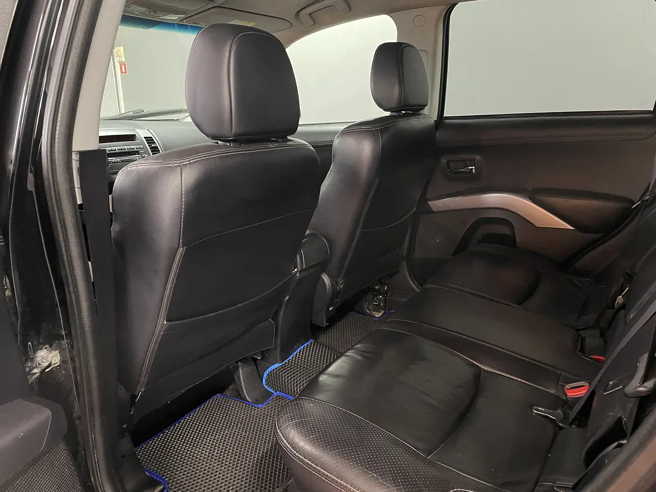 Mitsubishi - Mitsubishi Outlander II Рестайлинг, 2010 г.