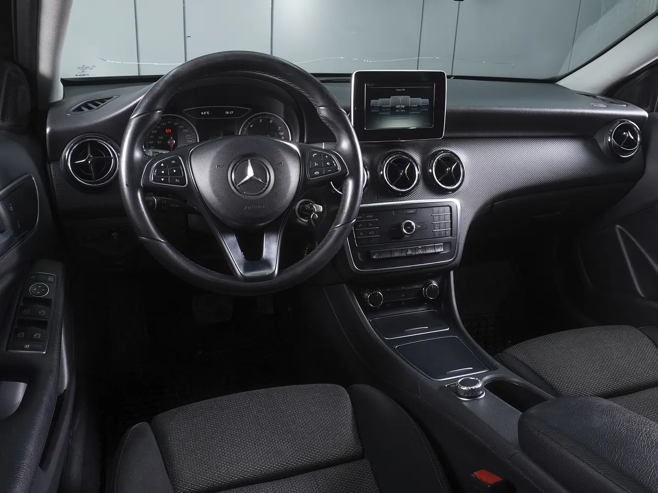 Mercedes-Benz - Mercedes-Benz A-Класс III (W176) Рестайлинг, 2016 г.