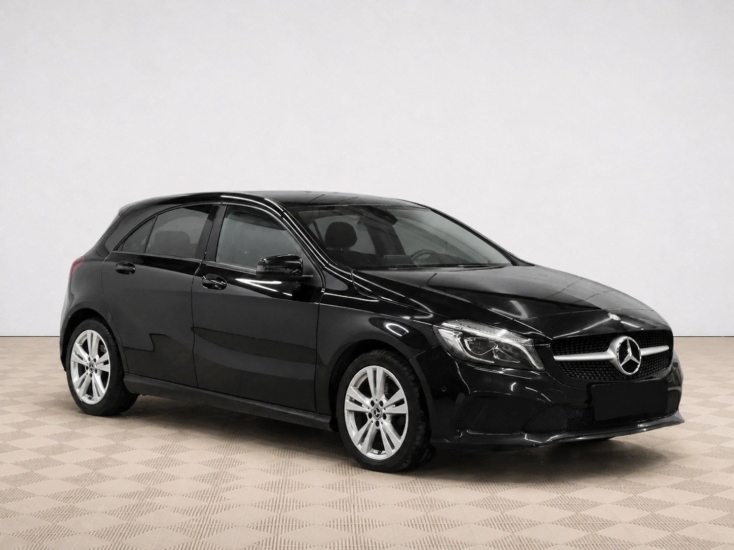 Mercedes-Benz - Mercedes-Benz A-Класс III (W176) Рестайлинг, 2016 г.