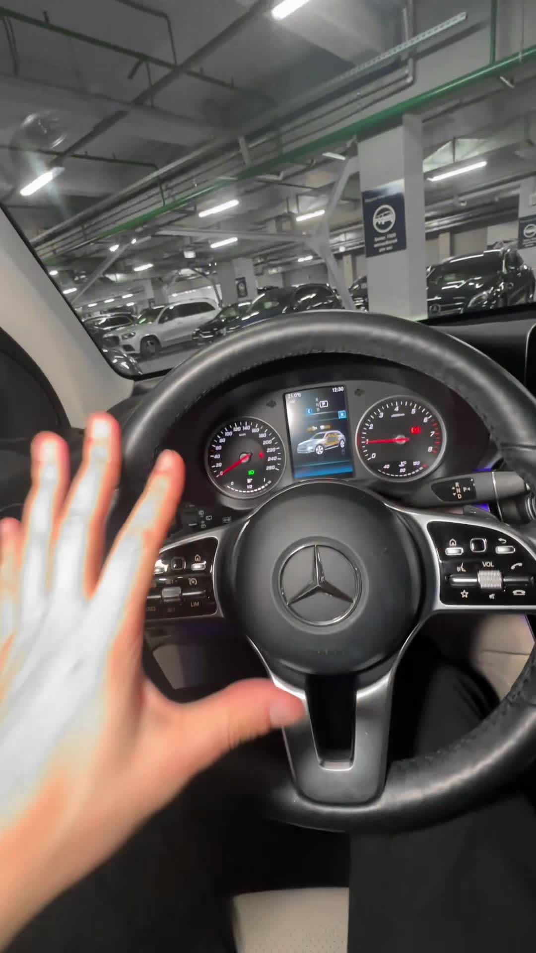 Mercedes-Benz - Mercedes-Benz GLC, 2021