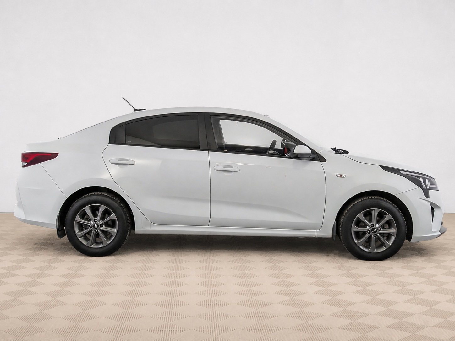 Kia - Kia Rio, 2020