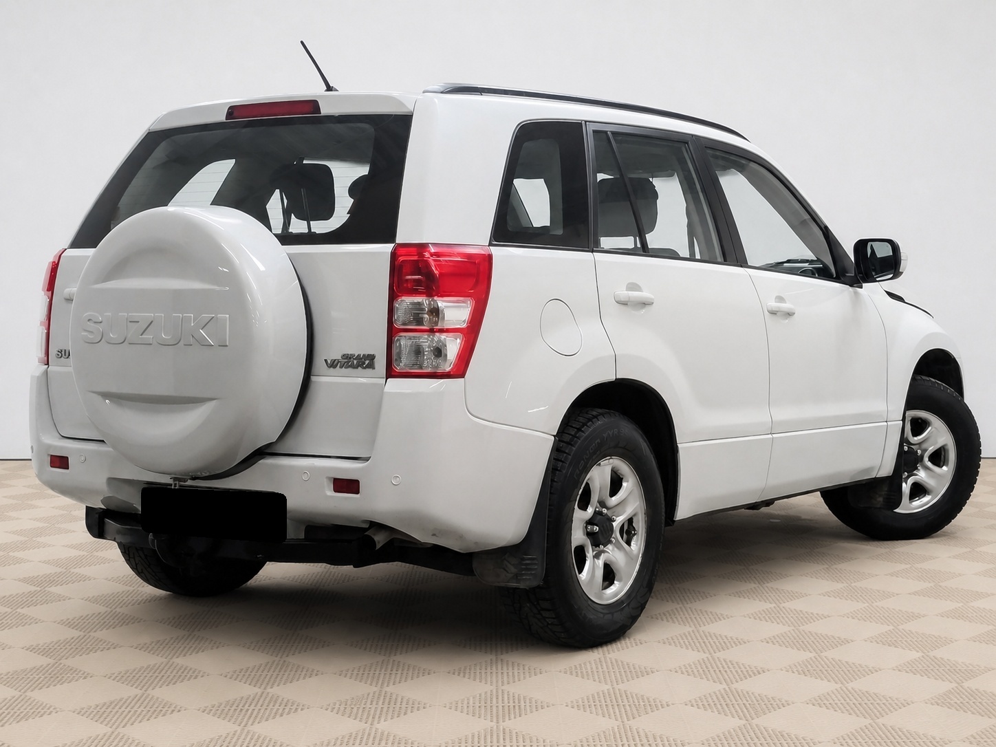 Suzuki - Suzuki Grand Vitara, 2013