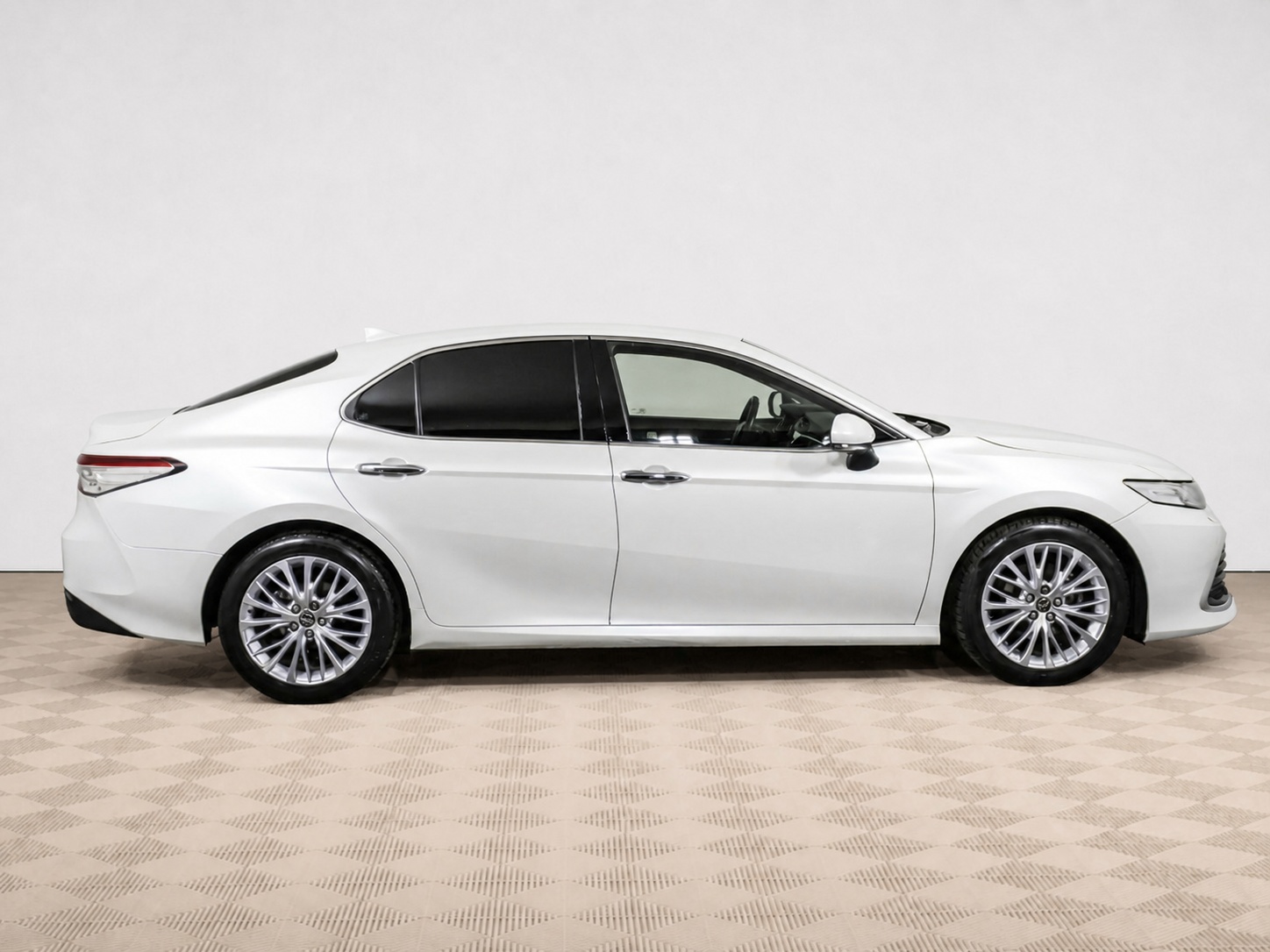 Toyota - Toyota Camry VIII (XV70), 2018