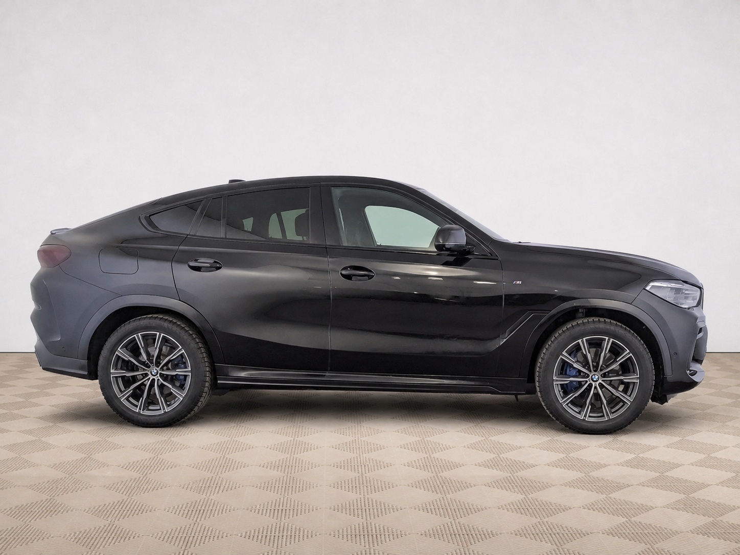 BMW - BMW X6, 2022