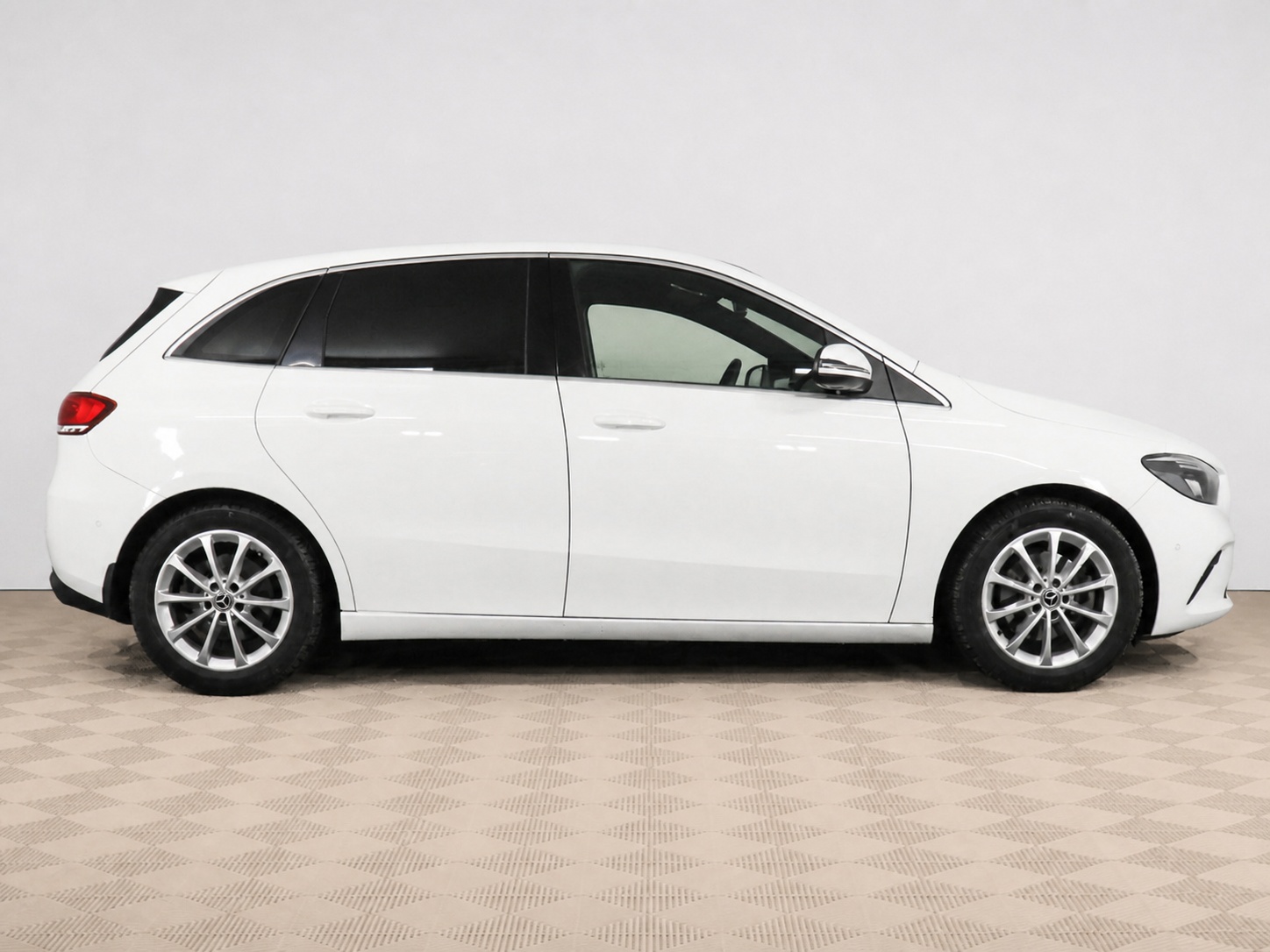 Mercedes-Benz - Mercedes-Benz B-Класс 200 III (W247), 2019